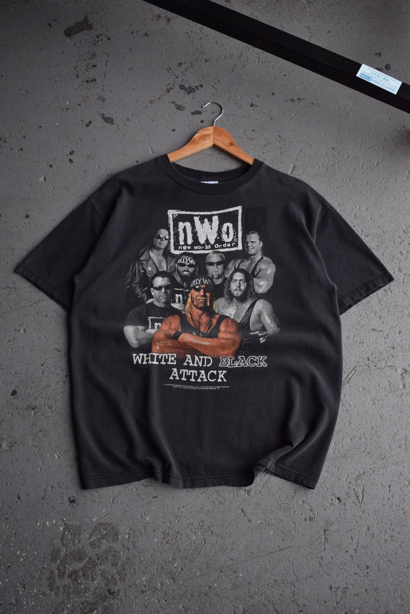 *Rare* Vintage 1998 NWO Hulk Hogan Tee (L) - Retrospective Store