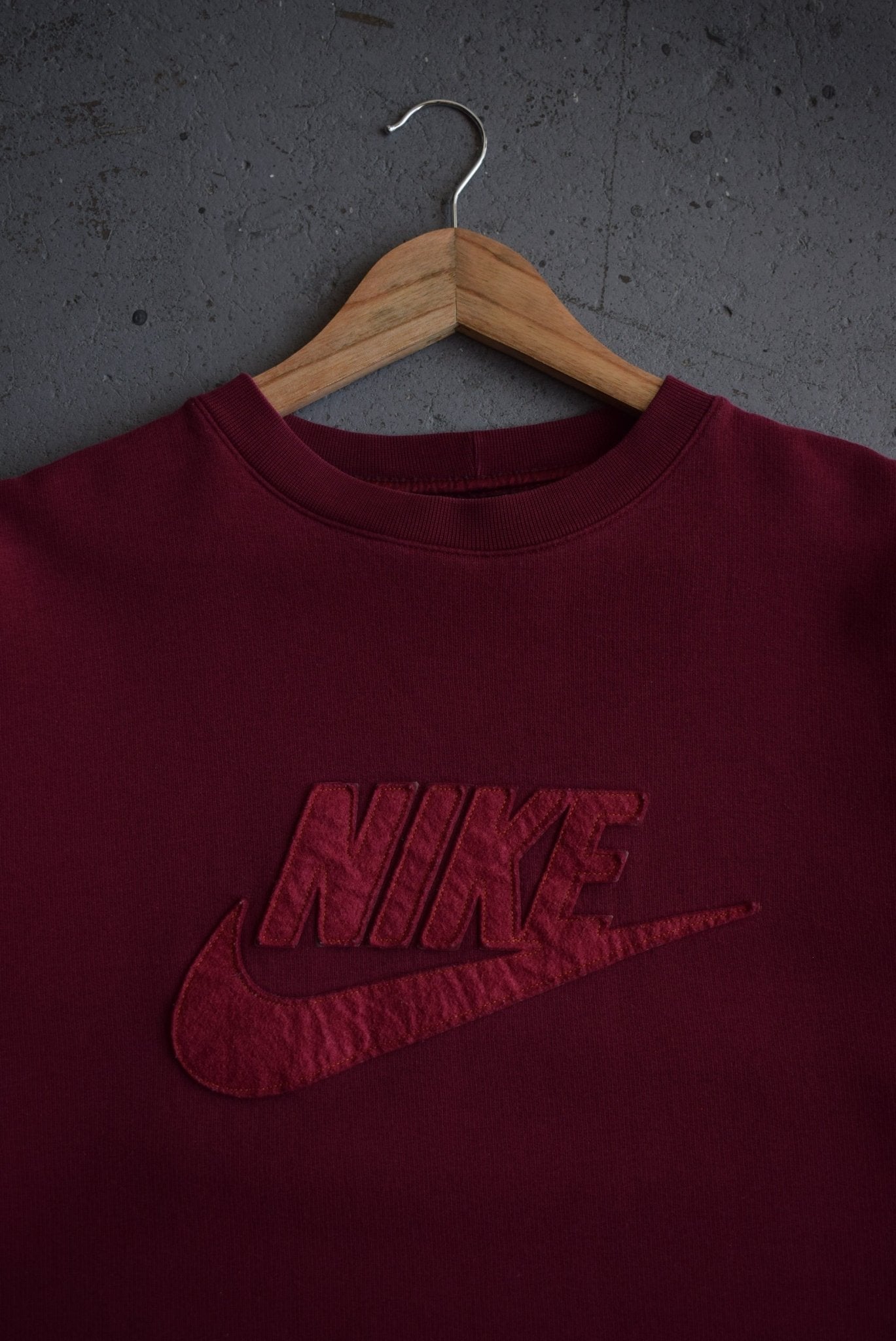 *Rare* Vintage 90s Nike Embroidered Spellout Crewneck (XL/XXL) - Retrospective Store