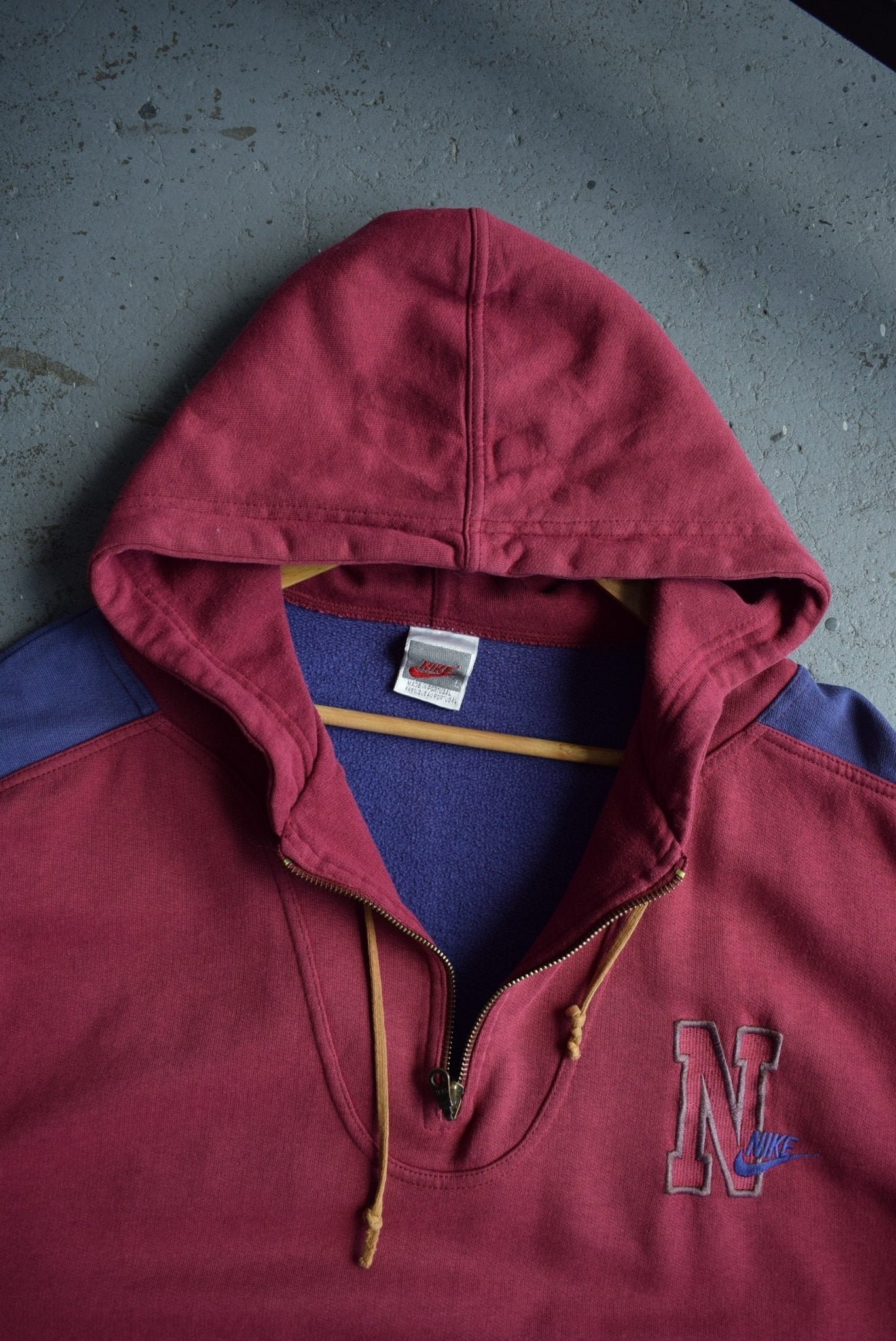 *Rare* Vintage 90s Nike Embroidered Spellout Quarter Zip Hoodie (L/XL) - Retrospective Store