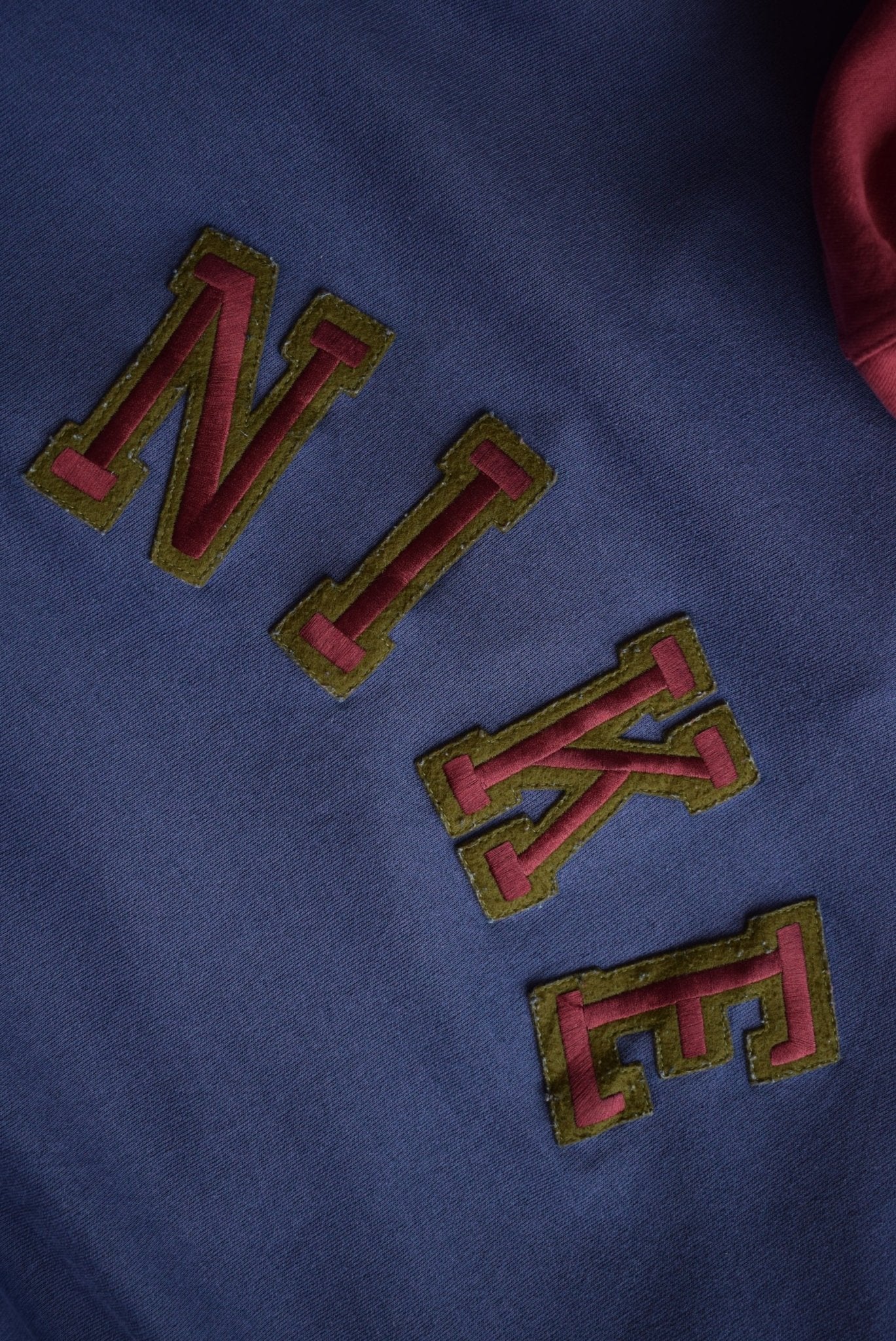 *Rare* Vintage 90s Nike Embroidered Spellout Quarter Zip Hoodie (L/XL) - Retrospective Store