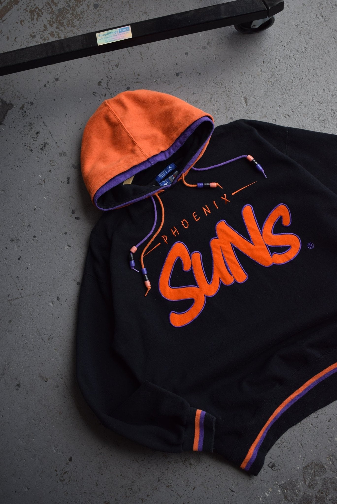 *Rare* Vintage 90s Starter x NBA Pheonix Suns Embroidered Hoodie (XL) - Retrospective Store