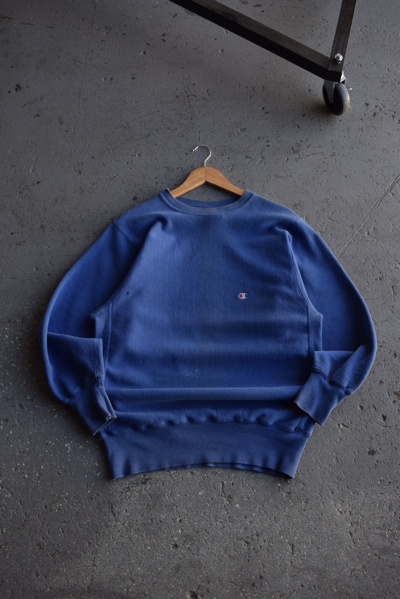 *Reverse - weave* Vintage 80s Champion Classic Logo Crewneck (M) - Retrospective Store