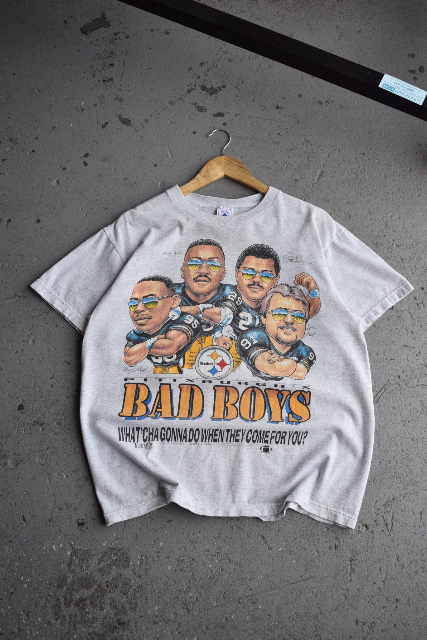 Vintage 1994 NFL Pittsburgh Steelers Bad Boys Tee (M/L) - Retrospective Store