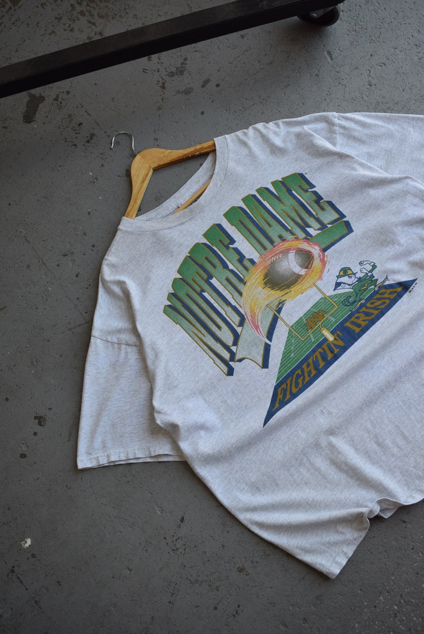 Vintage 1994 University of Notre Dame Football Tee (XL/XXL) - Retrospective Store