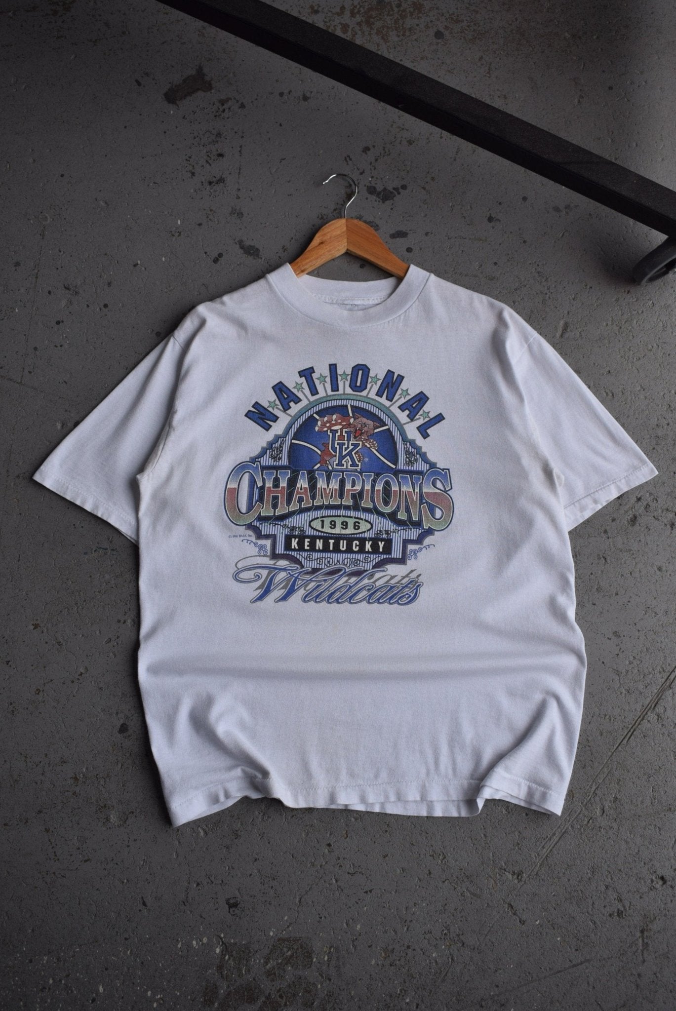 Vintage 1996 University of Kentucky National Champions Tee (L) - Retrospective Store