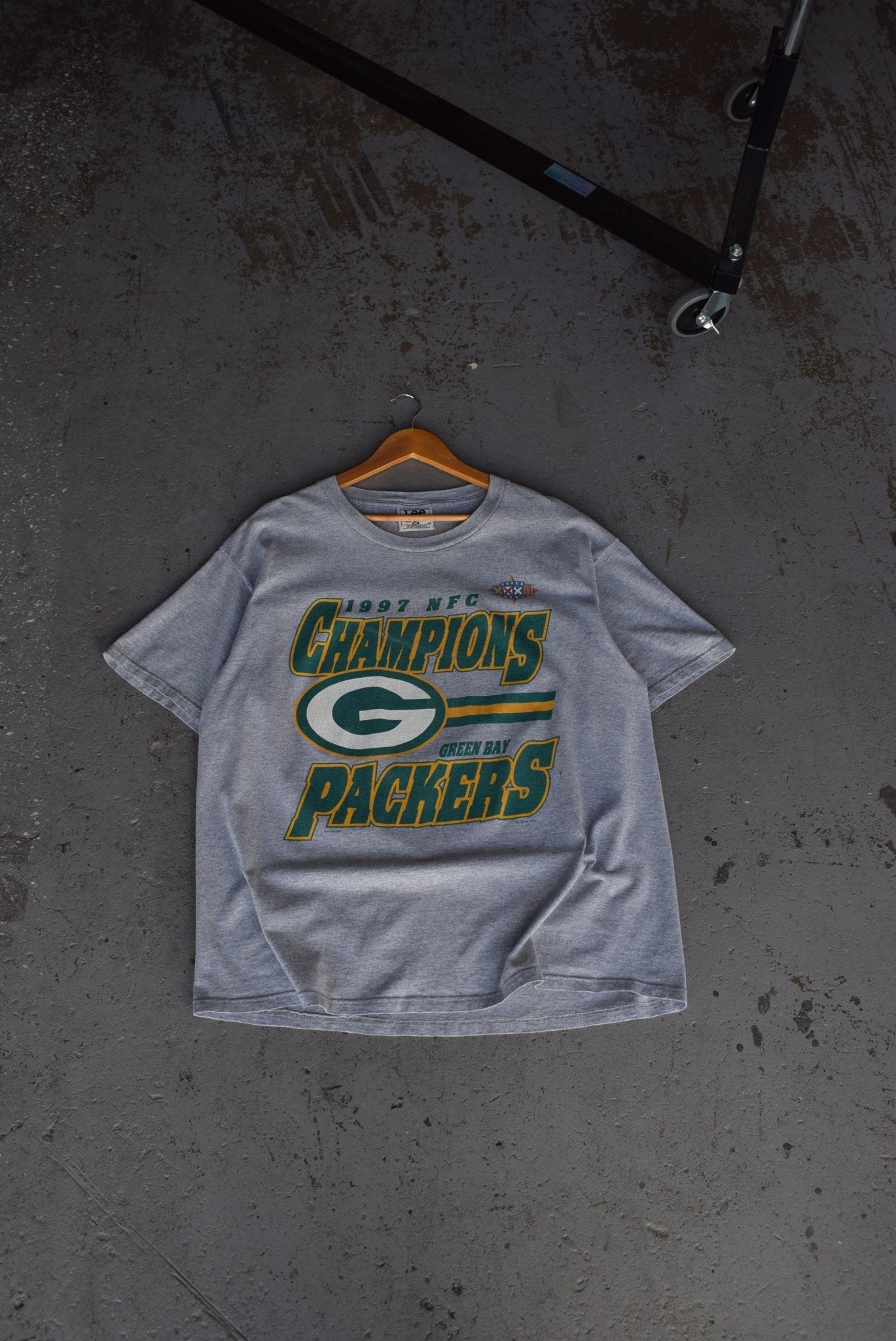 Vintage 1997 NFL Green Bay Packers Champions Tee (XL) – Retrospective Store