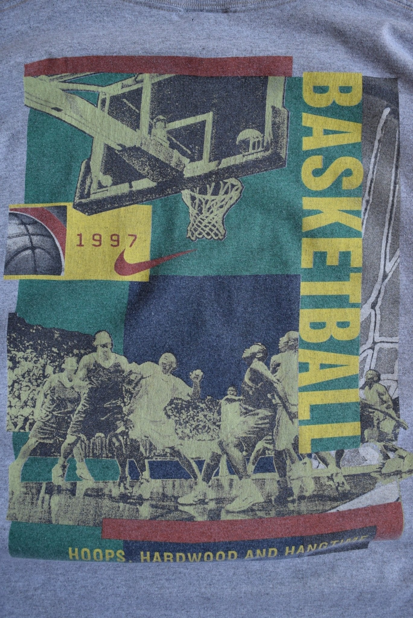 Vintage 1997 Nike Basketball Tee (XL) - Retrospective Store