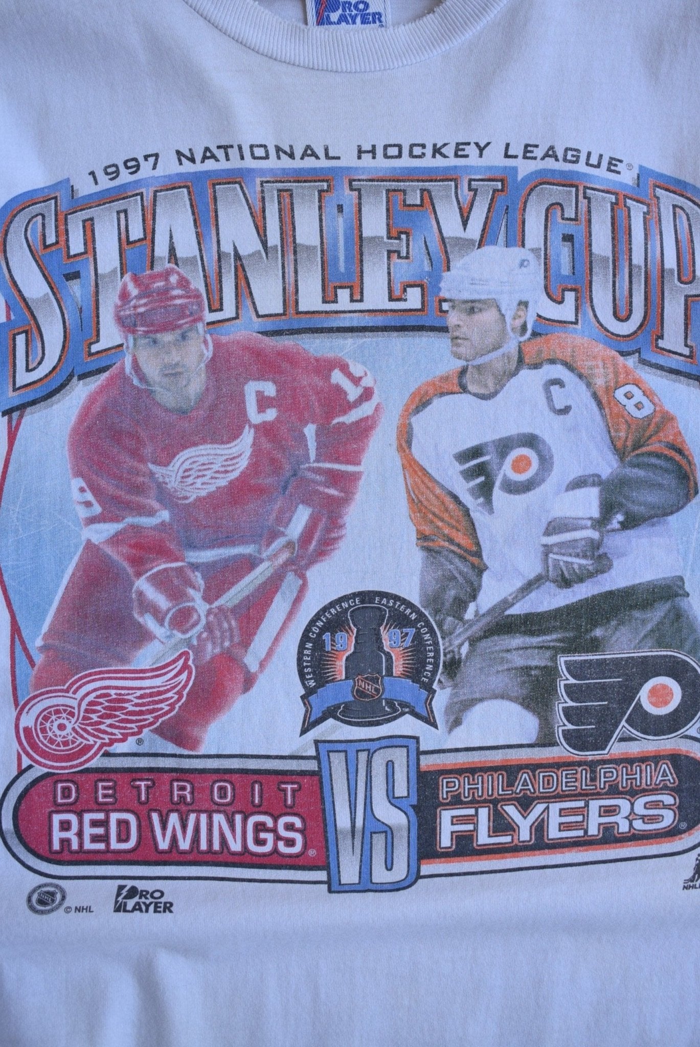 Vintage 1997 Pro - Player x NHL Red Wings vs Flyers Stanley Cup Tee (L) - Retrospective Store