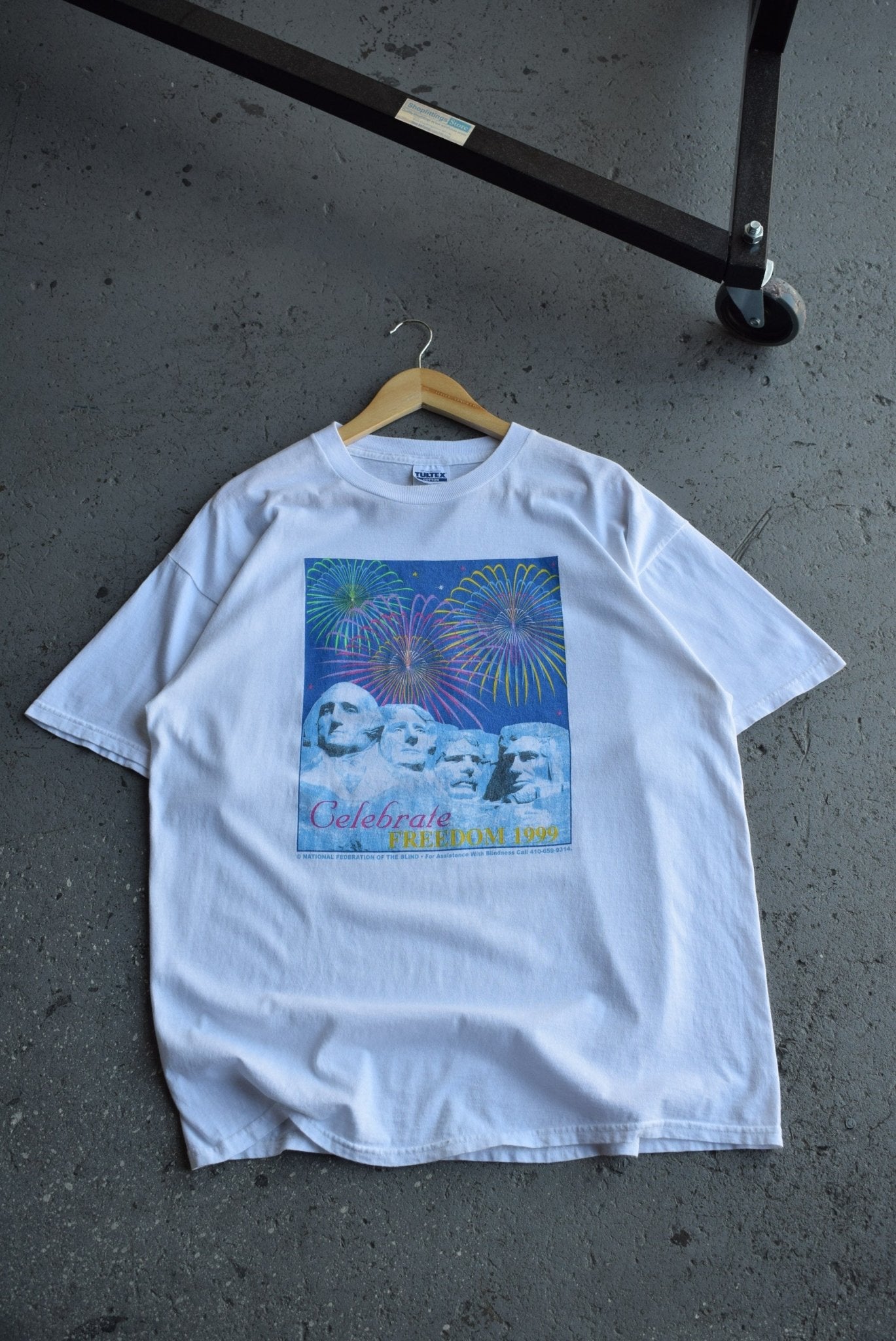 Vintage 1999 Celebrate Freedom Tee (XL) - Retrospective Store