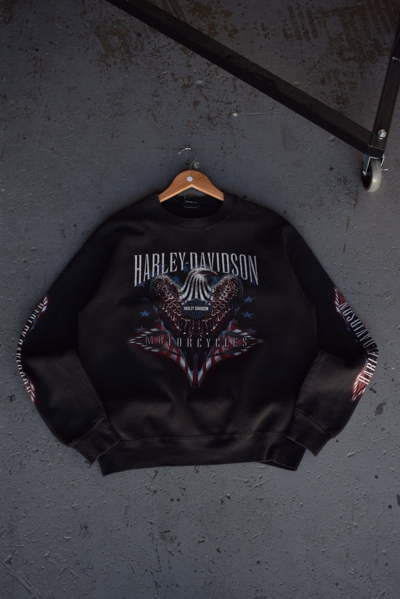 Vintage 2005 Harley Davidson Motorcycles Crewneck (M) - Retrospective Store