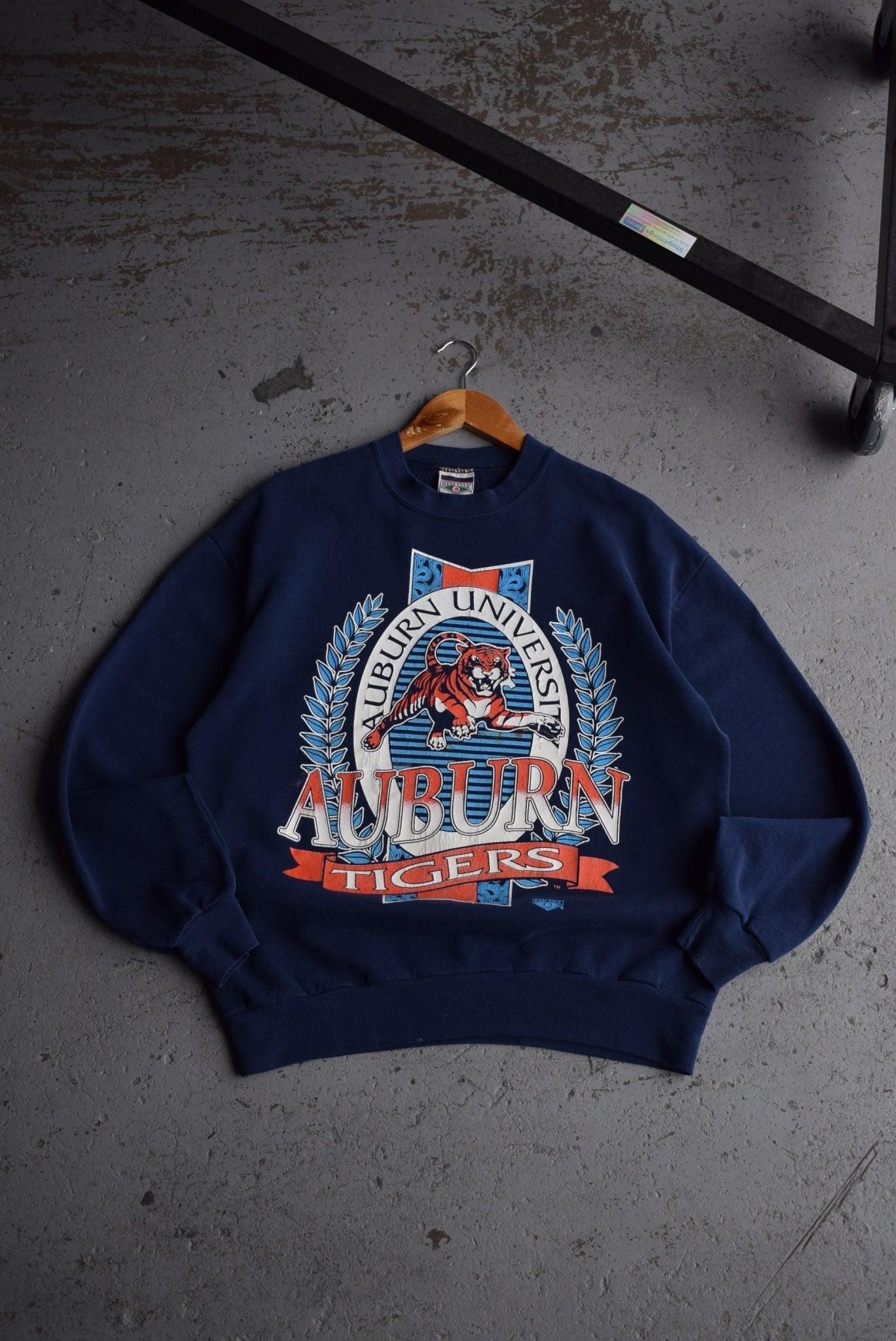 Vintage 90s Auburn University Tigers Crewneck (L) - Retrospective Store