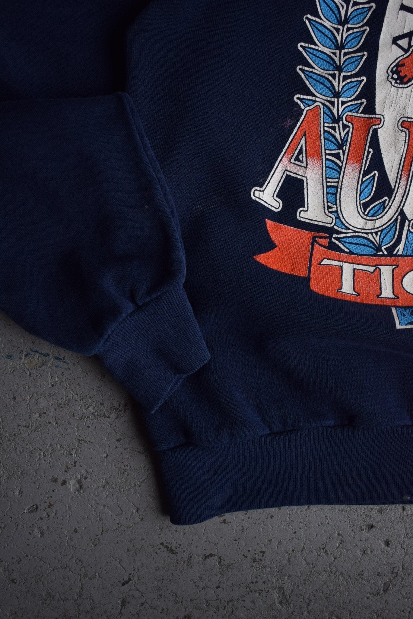 Vintage 90s Auburn University Tigers Crewneck (L) - Retrospective Store