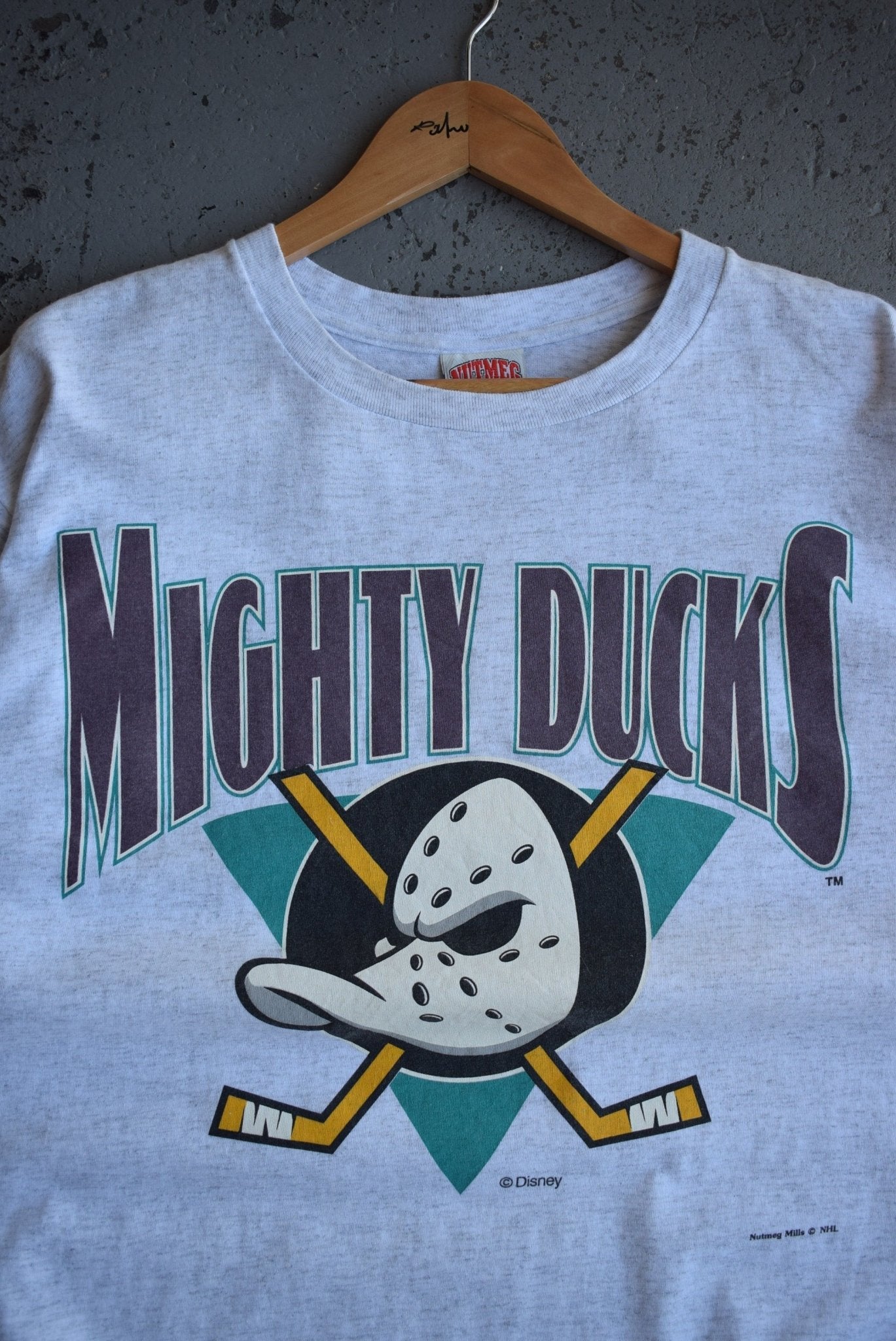 Vintage 90s Disney x NHL Mighty Ducks Tee (XL) - Retrospective Store