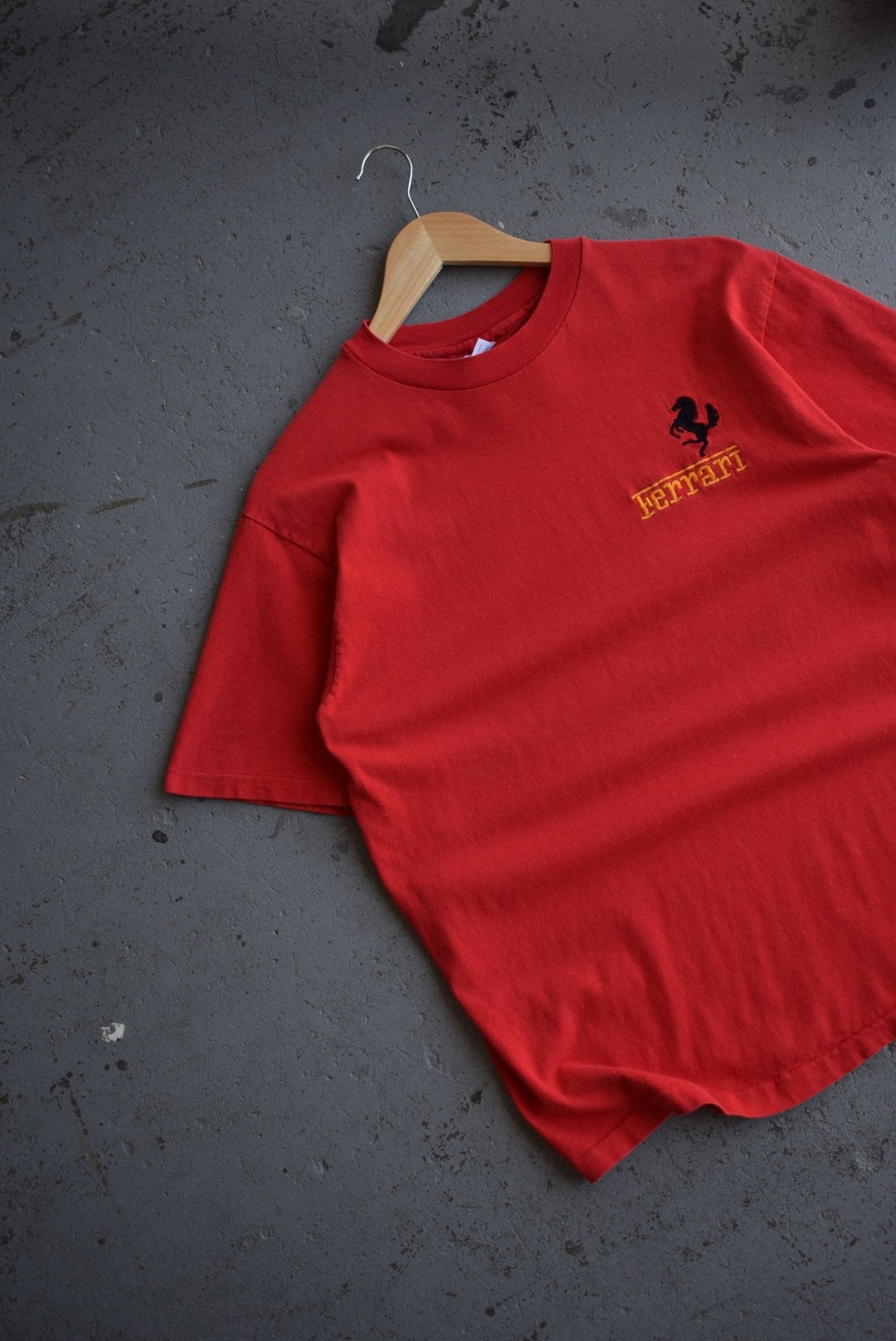 Vintage 90s Ferrari Racing Embroidered Tee (M) - Retrospective Store