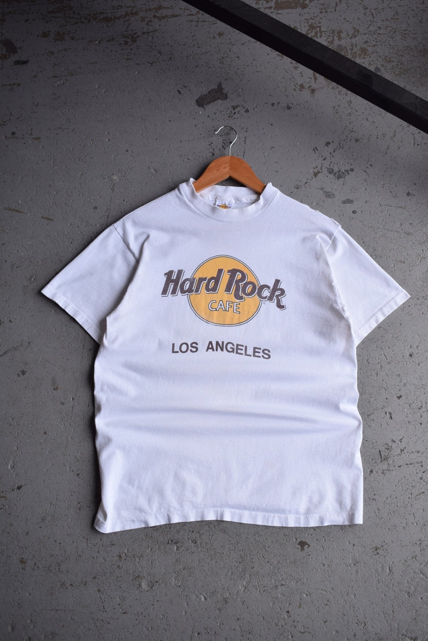 Vintage 90s Hard Rock Cafe Los Angeles Tee (M) - Retrospective Store