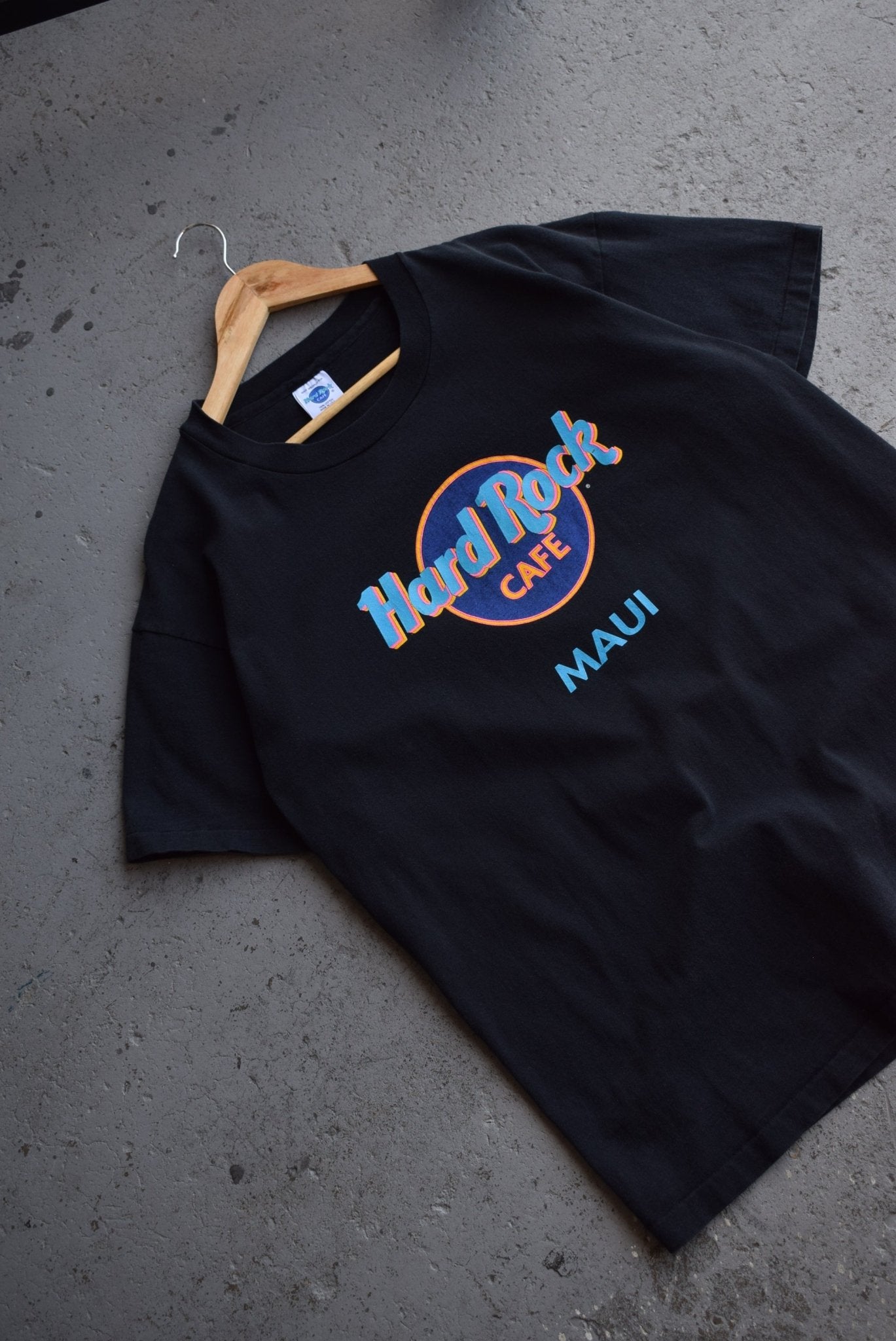 Vintage 90s Hard Rock Cafe Maui Tee (XL) - Retrospective Store