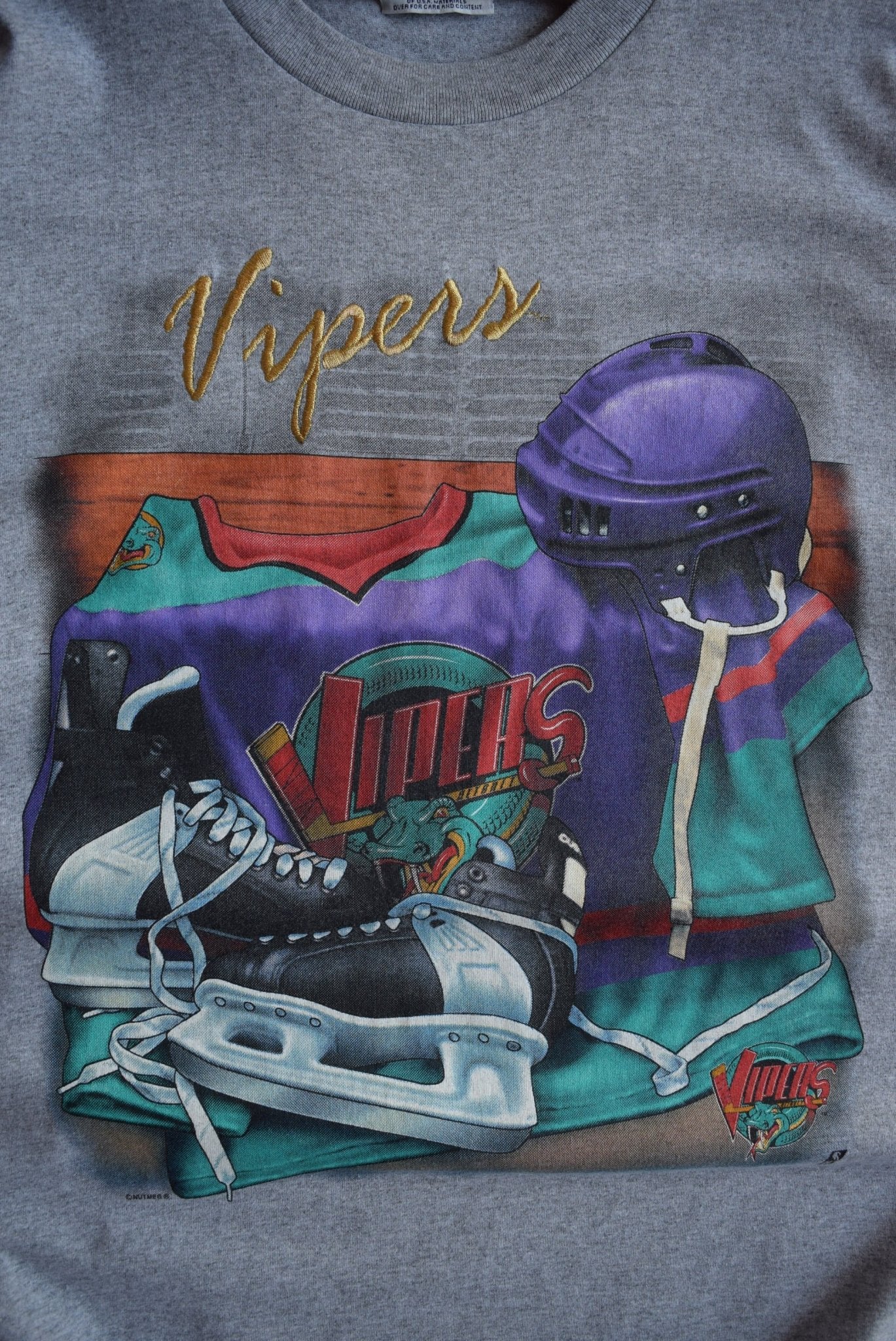 Vintage 90s Detroit Vipers Hockey Team store Graphic T-shirt Big Logo Men’s XL Grape