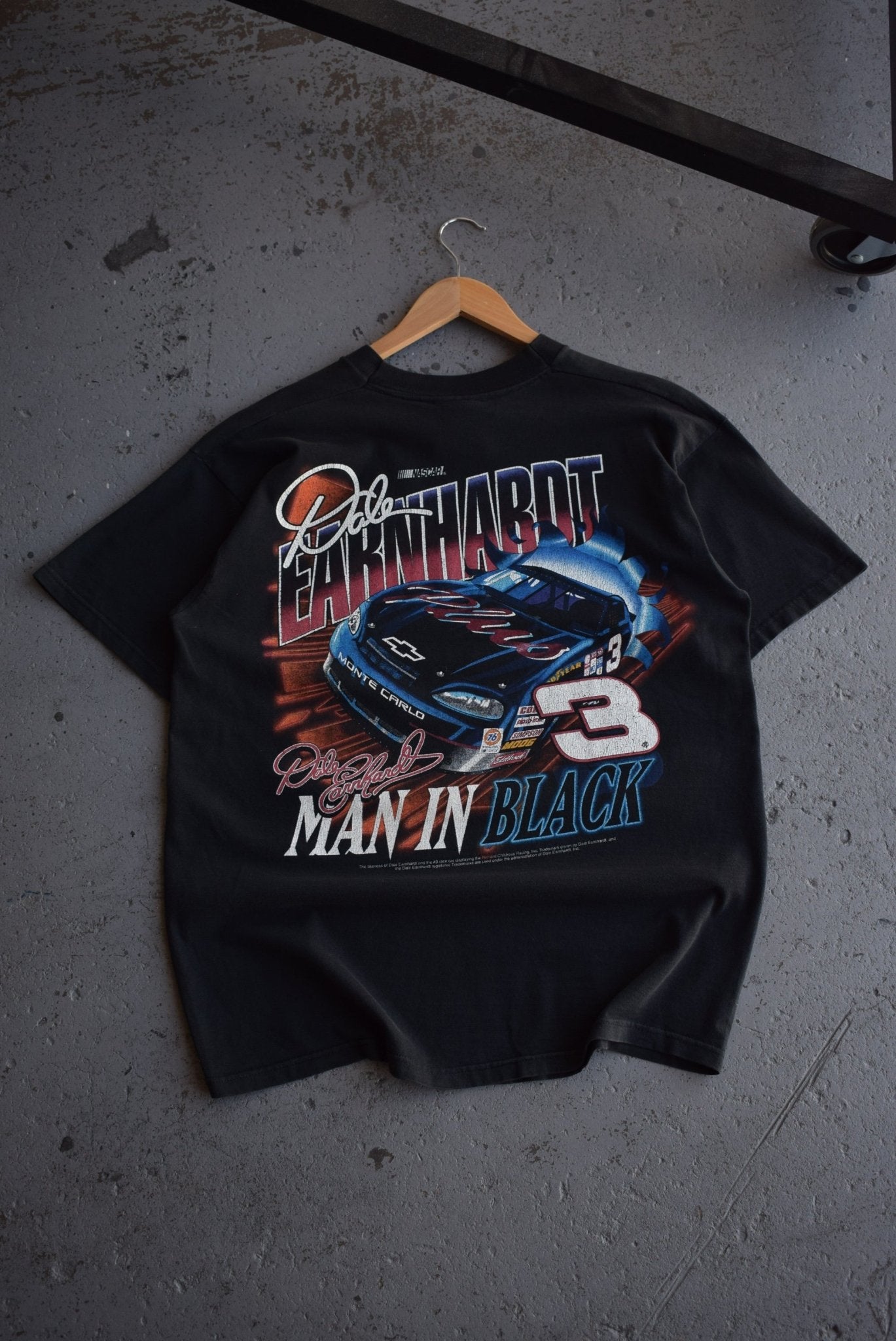 Vintage 90s NASCAR Dale Earnhardt 'Man In Back' Tee (L) - Retrospective Store