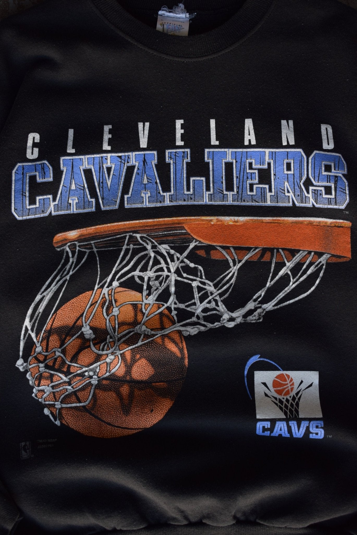 Vintage 90s NBA Cleveland Cavaliers Crewneck (M) - Retrospective Store