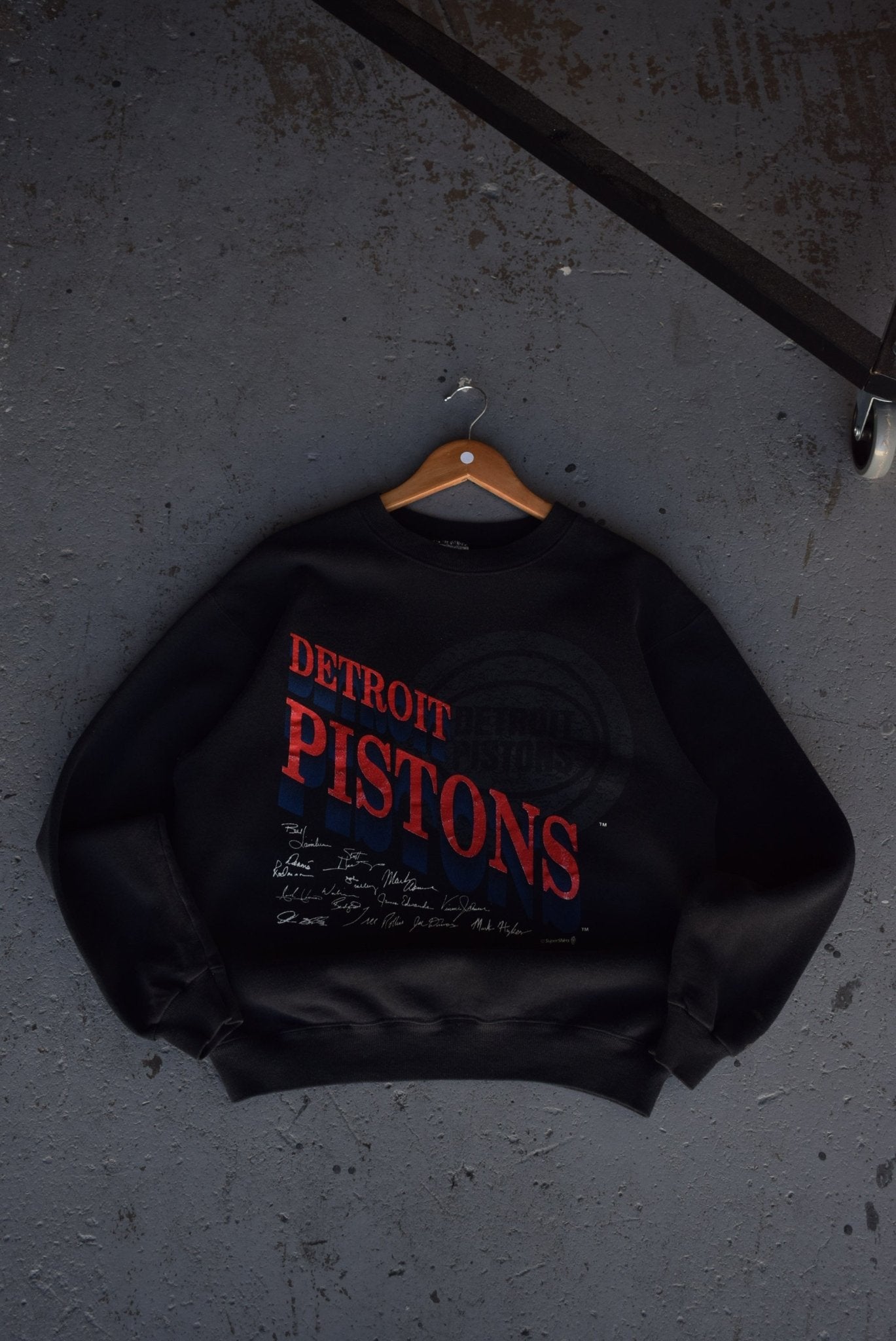 Vintage 90s NBA Detroit Pistons Crewneck (S/M) - Retrospective Store