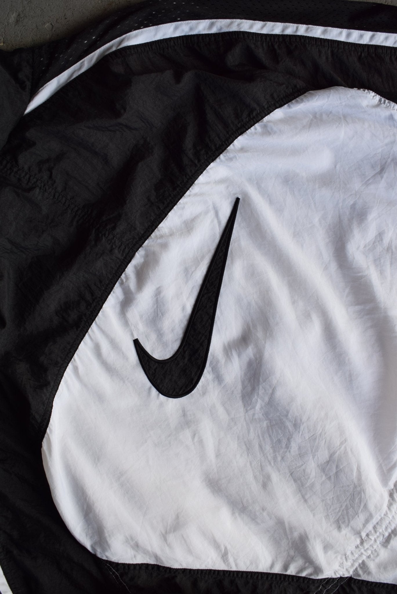 Vintage 90s Nike Big Swoosh Embroidered Jacket (L/XL) - Retrospective Store