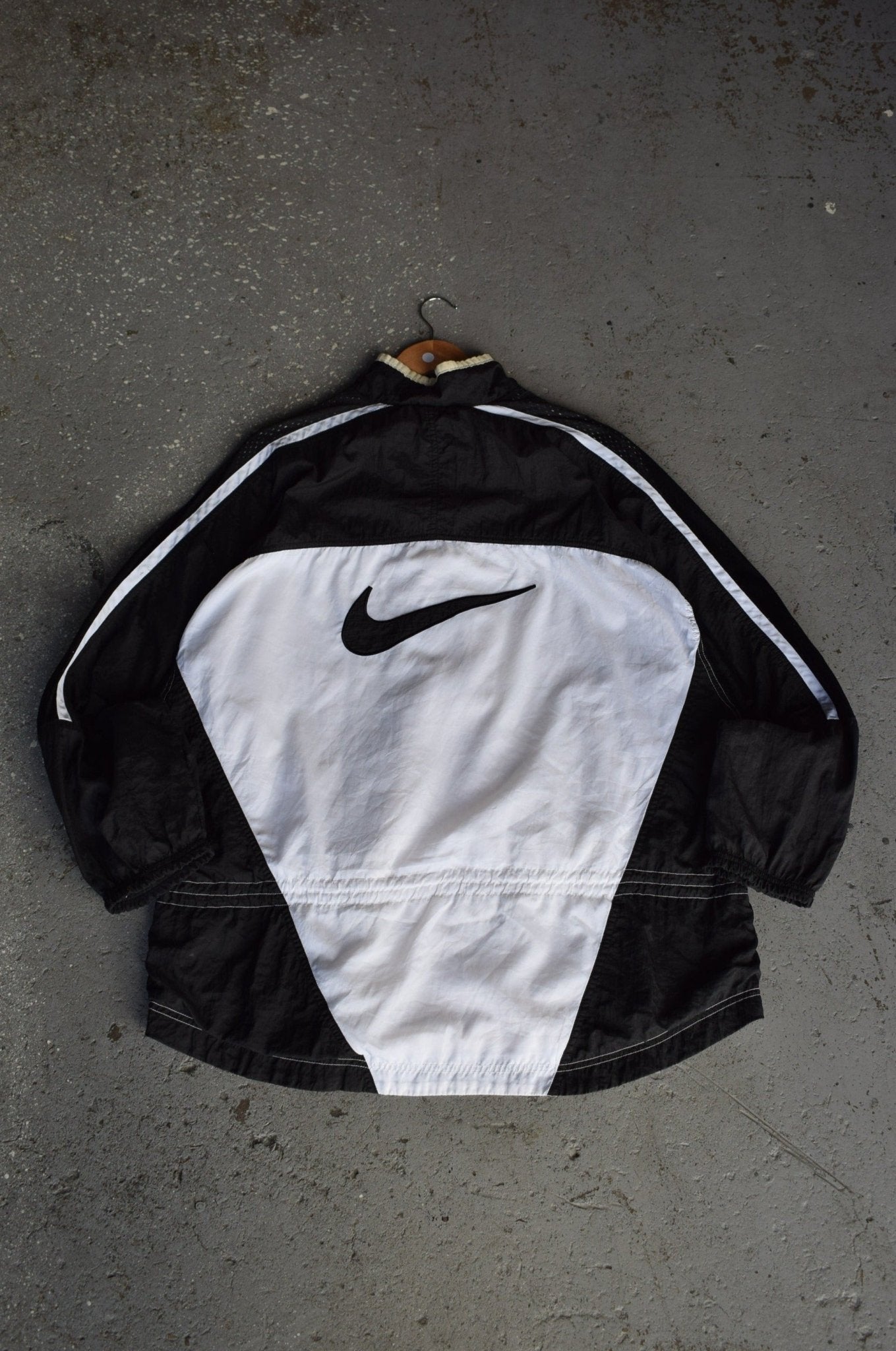 Vintage 90s Nike Big Swoosh Embroidered Jacket (L/XL) - Retrospective Store