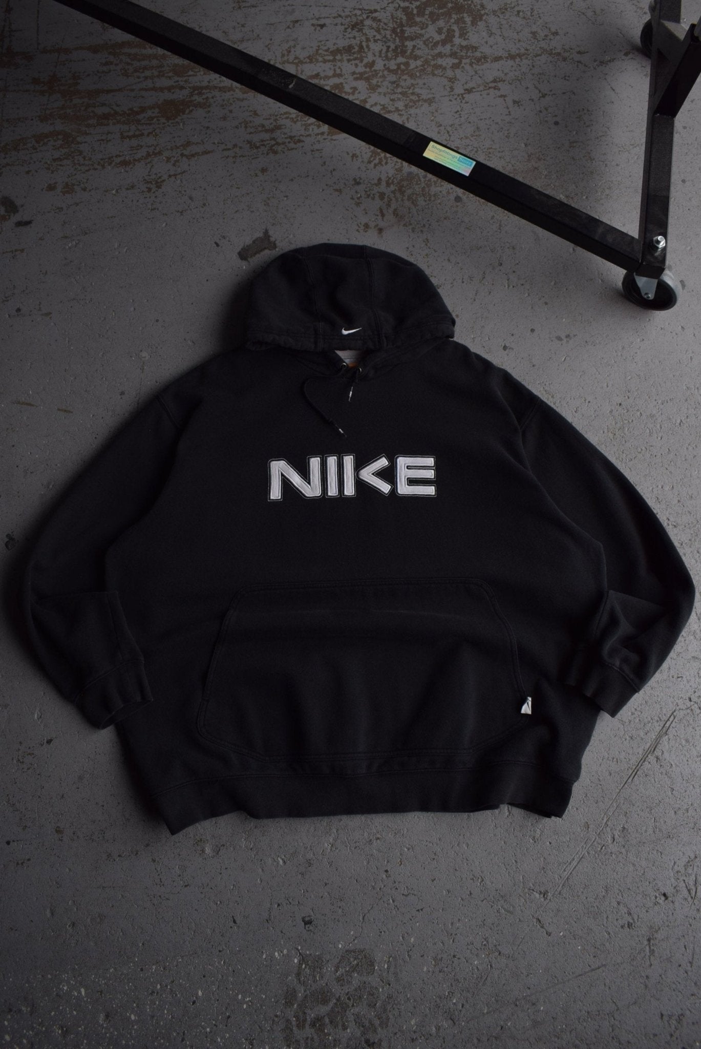 Vintage 90s Nike Embroidered Spellout Hoodie (3XL) - Retrospective Store