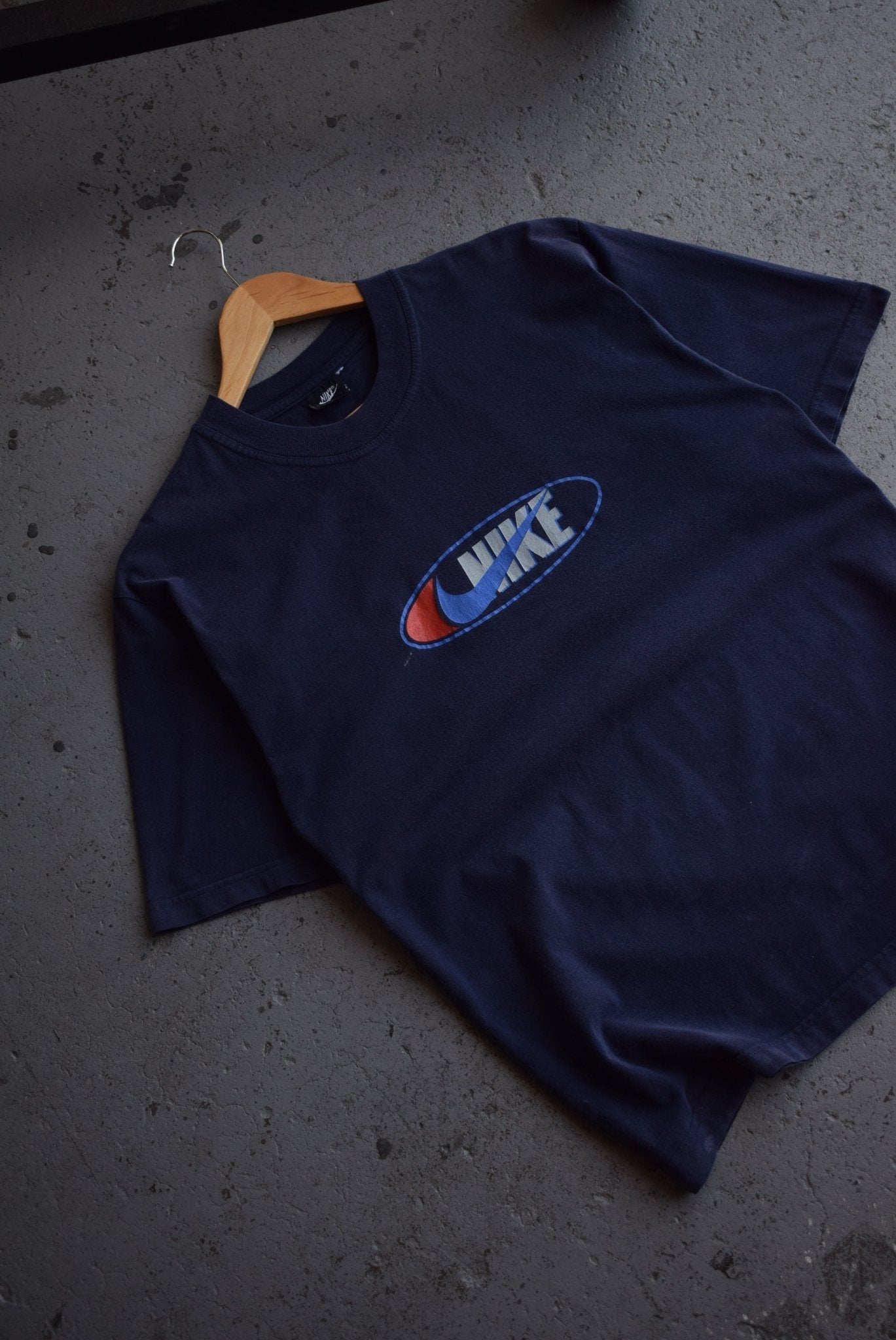 Vintage 90s Nike Spellout Tee (M) - Retrospective Store