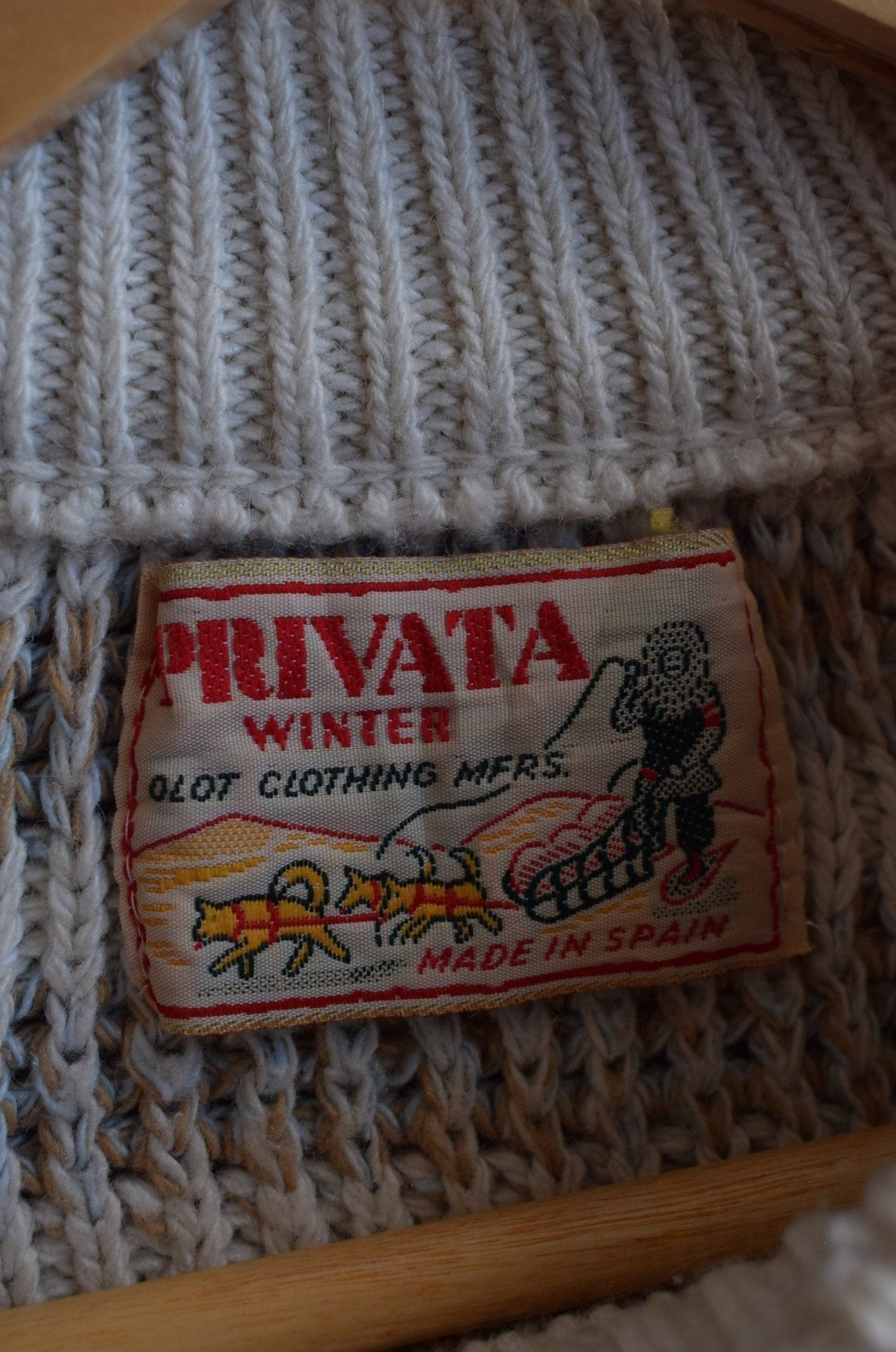 Vintage 90s 'Privata Winter' Knitted Sweater (L) - Retrospective Store
