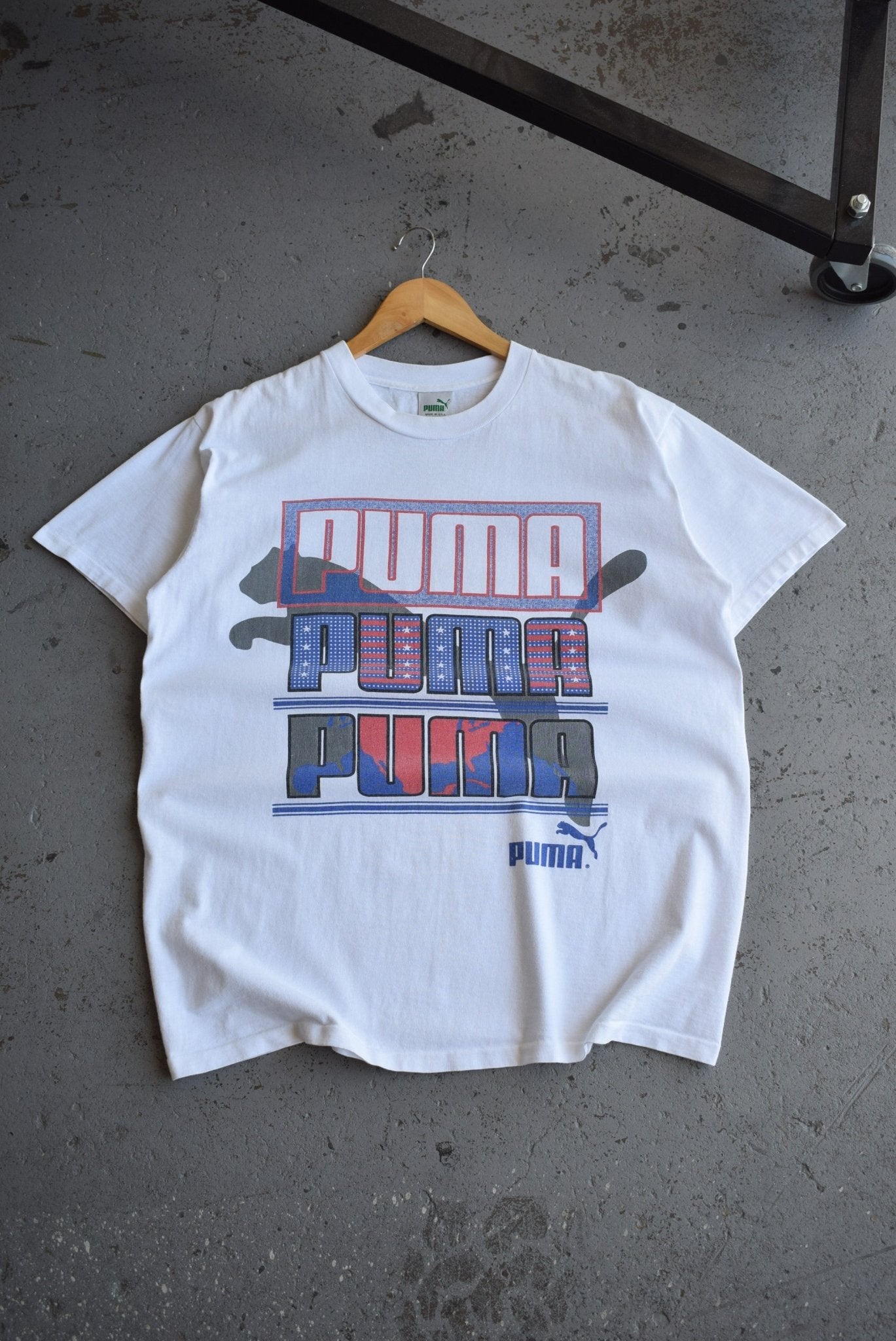 Vintage 90s Puma Graphic Tee (L) - Retrospective Store