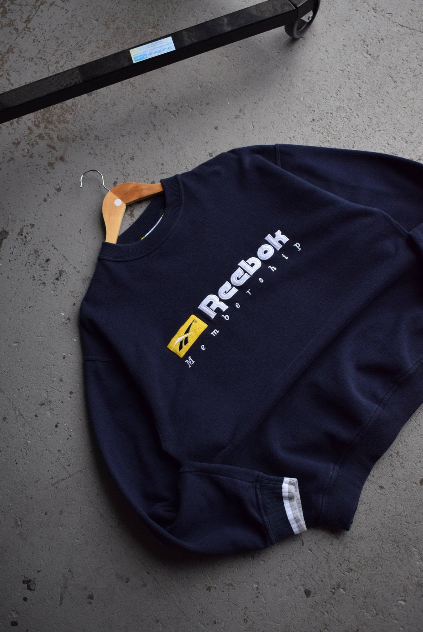 Vintage 90s Reebok Membership Embroidered Crewneck (M) - Retrospective Store