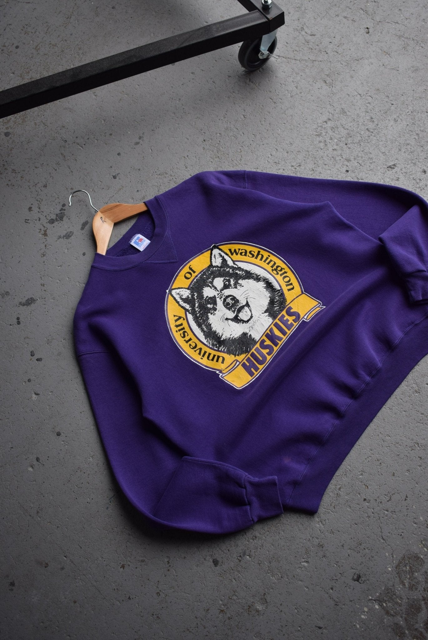 Vintage 90s Russell Athletic x University of Washington Crewneck (M/L) - Retrospective Store