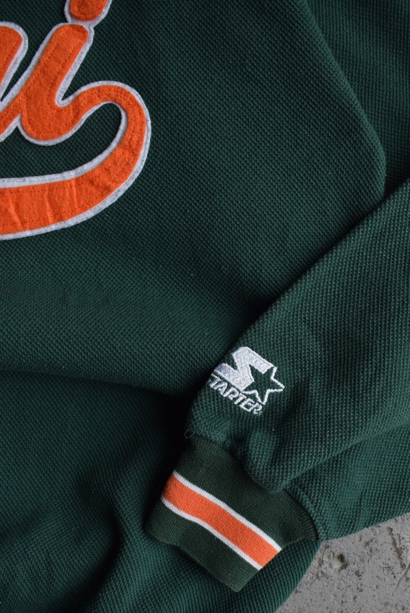 Vintage 90s Starter x Miami Hurricanes Embroidered Crewneck (XL) - Retrospective Store