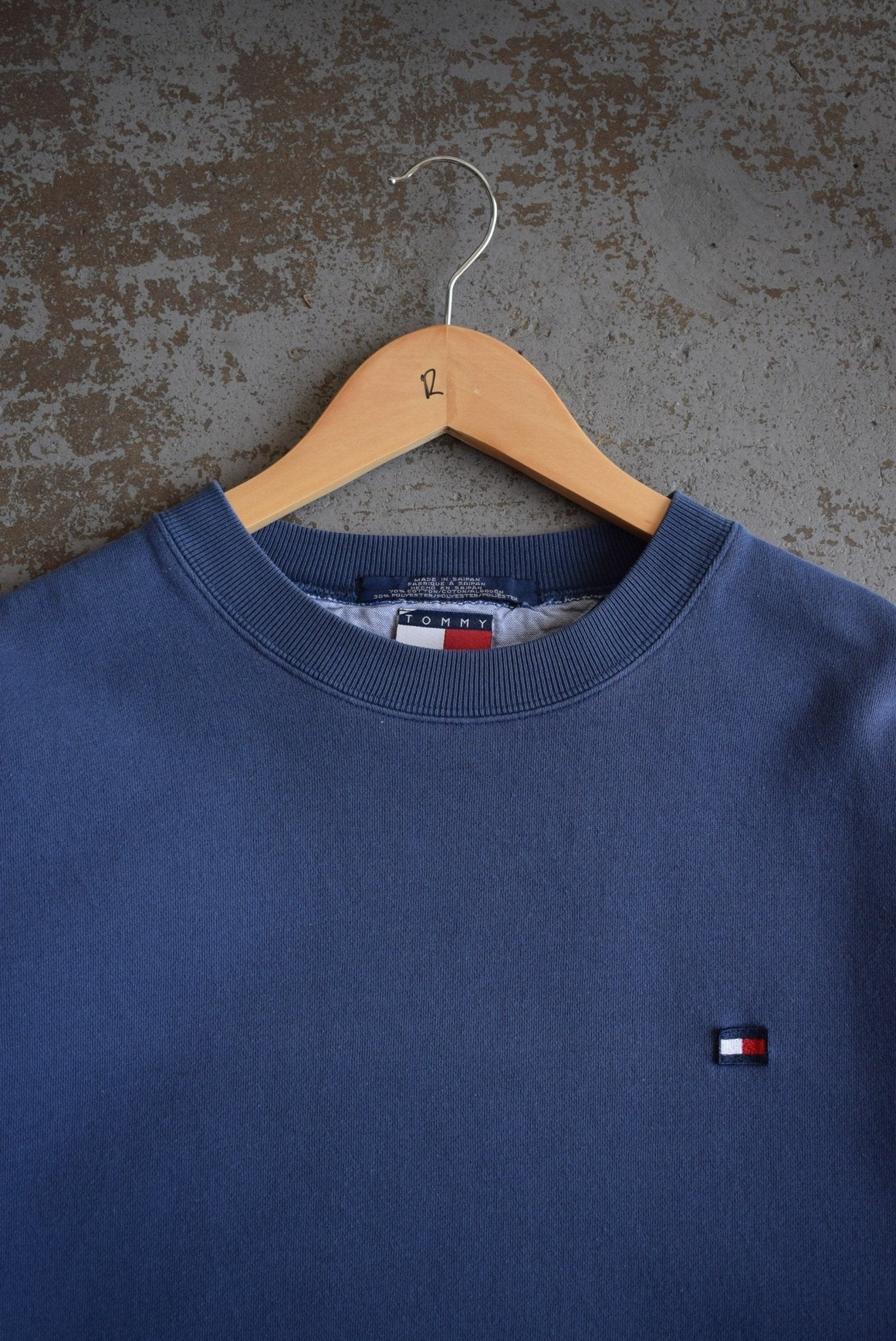 Vintage 90s Tommy Hilfiger Embroidered Crewneck (L) - Retrospective Store