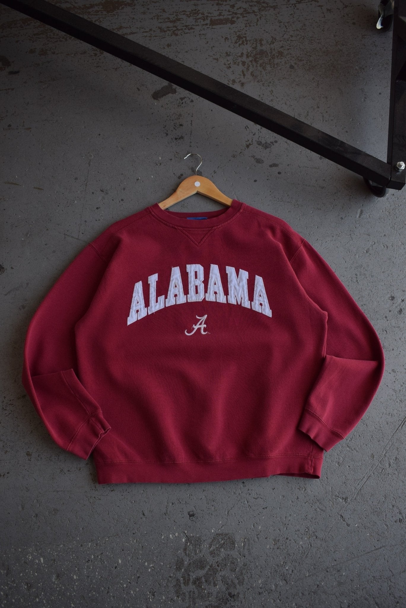 Vintage 90s University of Alabama Embroidered Crewneck (M) - Retrospective Store