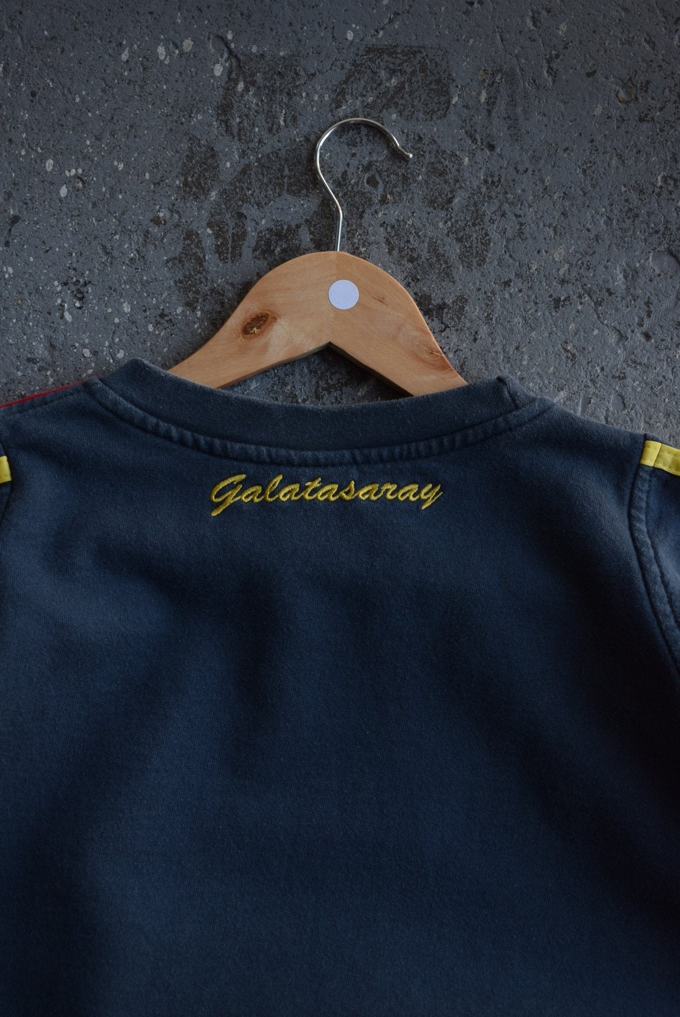 Vintage Adidas x Galatasaray Football Embroidered Crewneck (S) - Retrospective Store