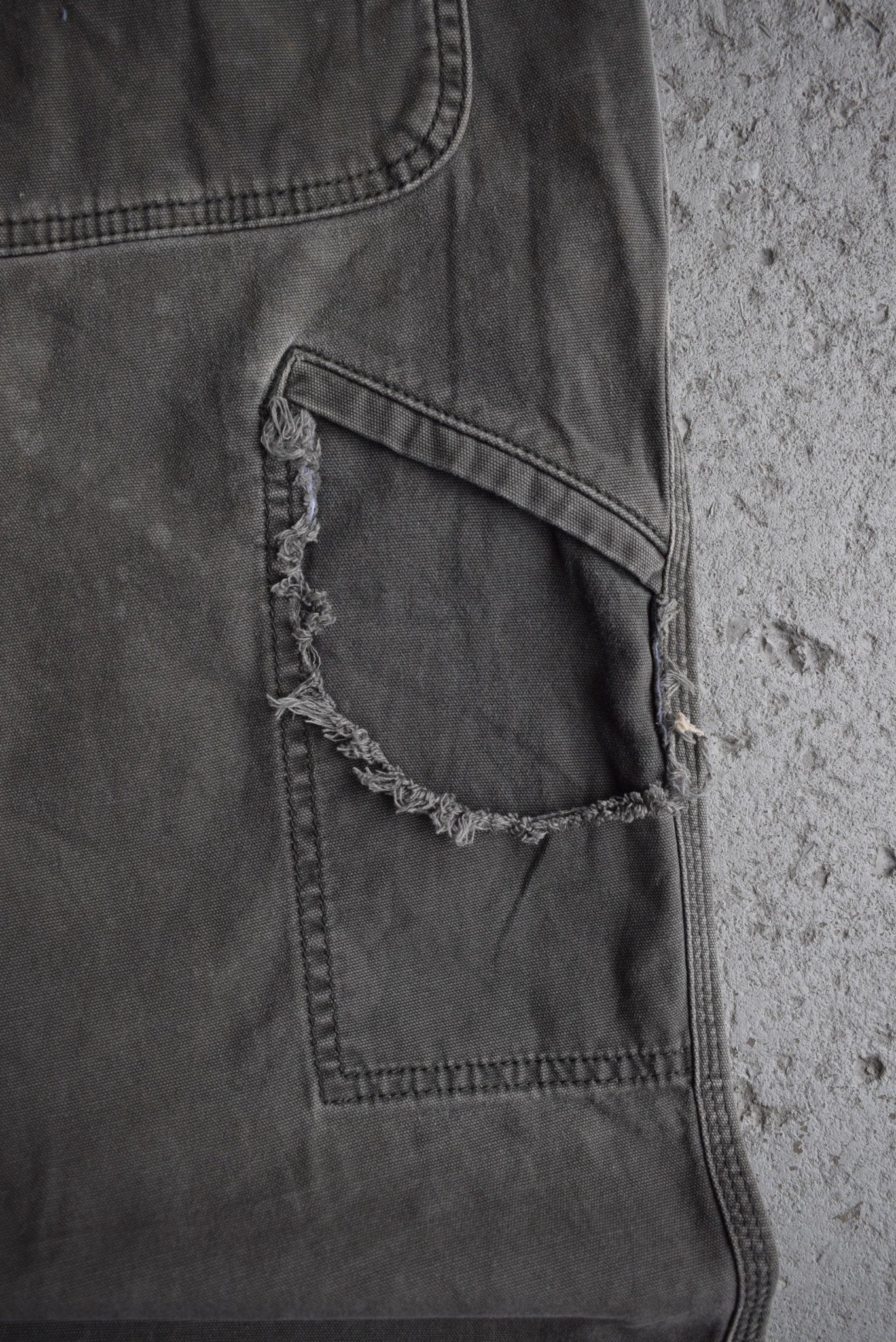 Vintage Carhartt Carpenter Pants (36) - Retrospective Store