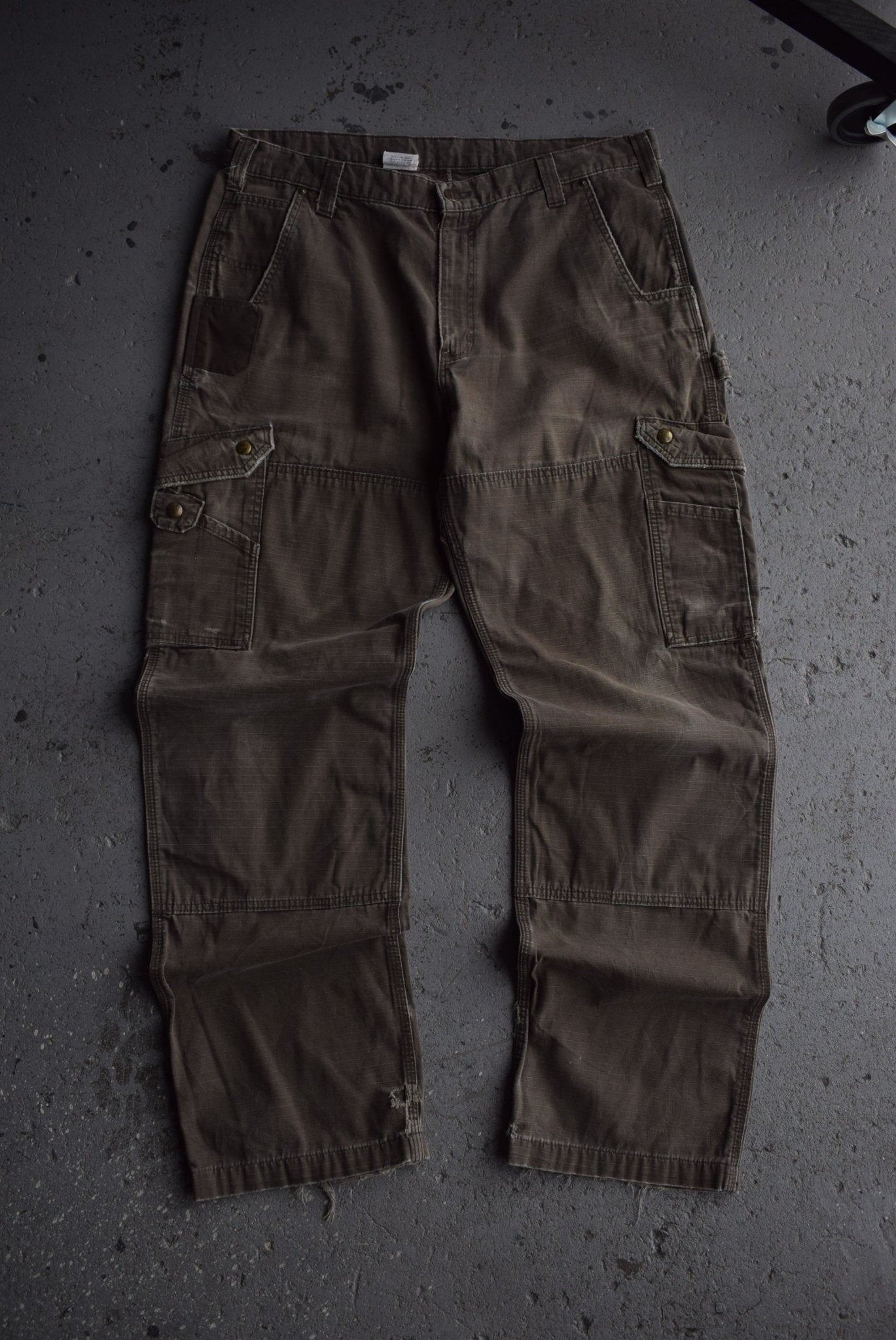 Vintage Carhartt Double - Knee Cargo Pants (38) - Retrospective Store