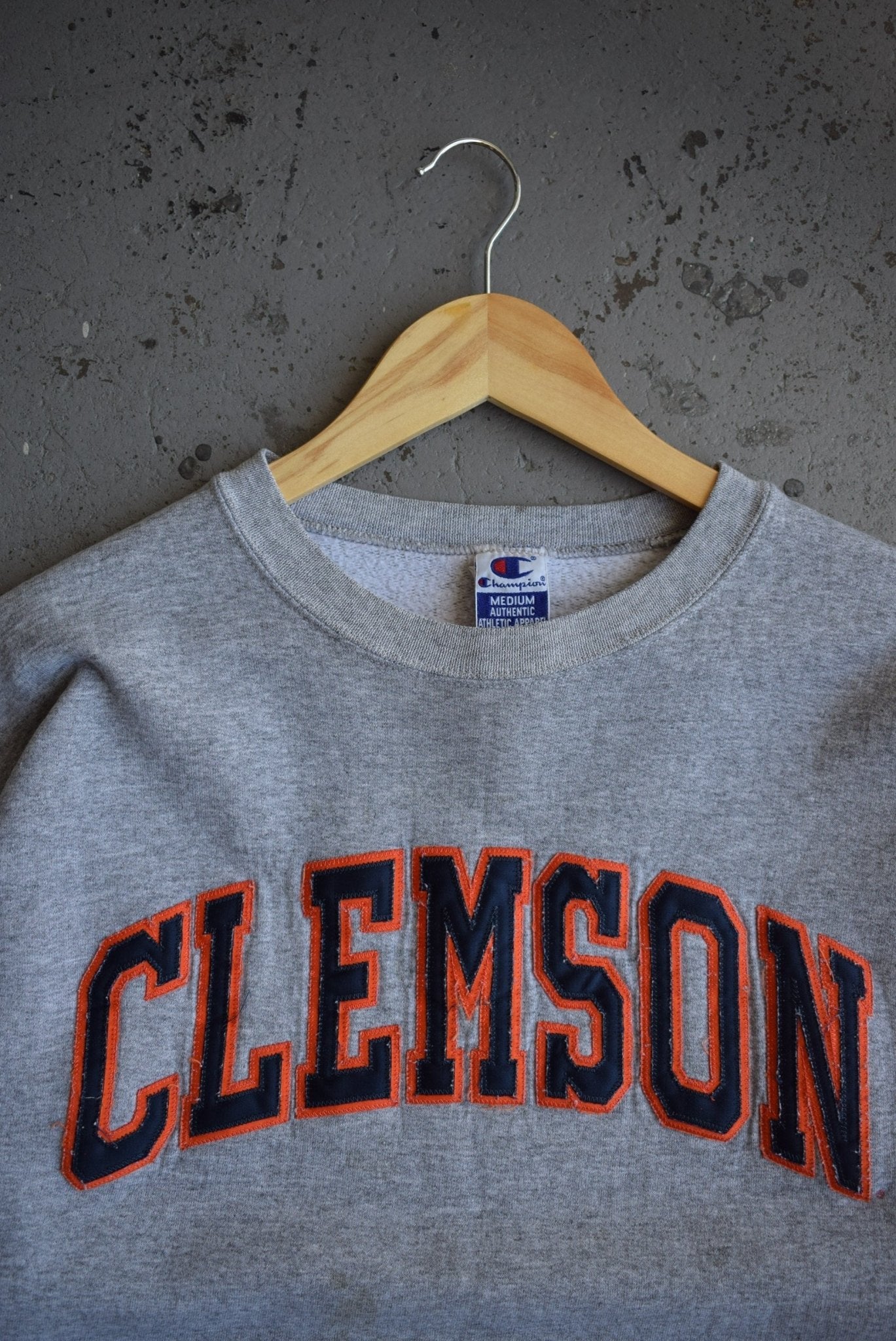 Vintage Champion x Clemson University Embroidered Crewneck (M) - Retrospective Store