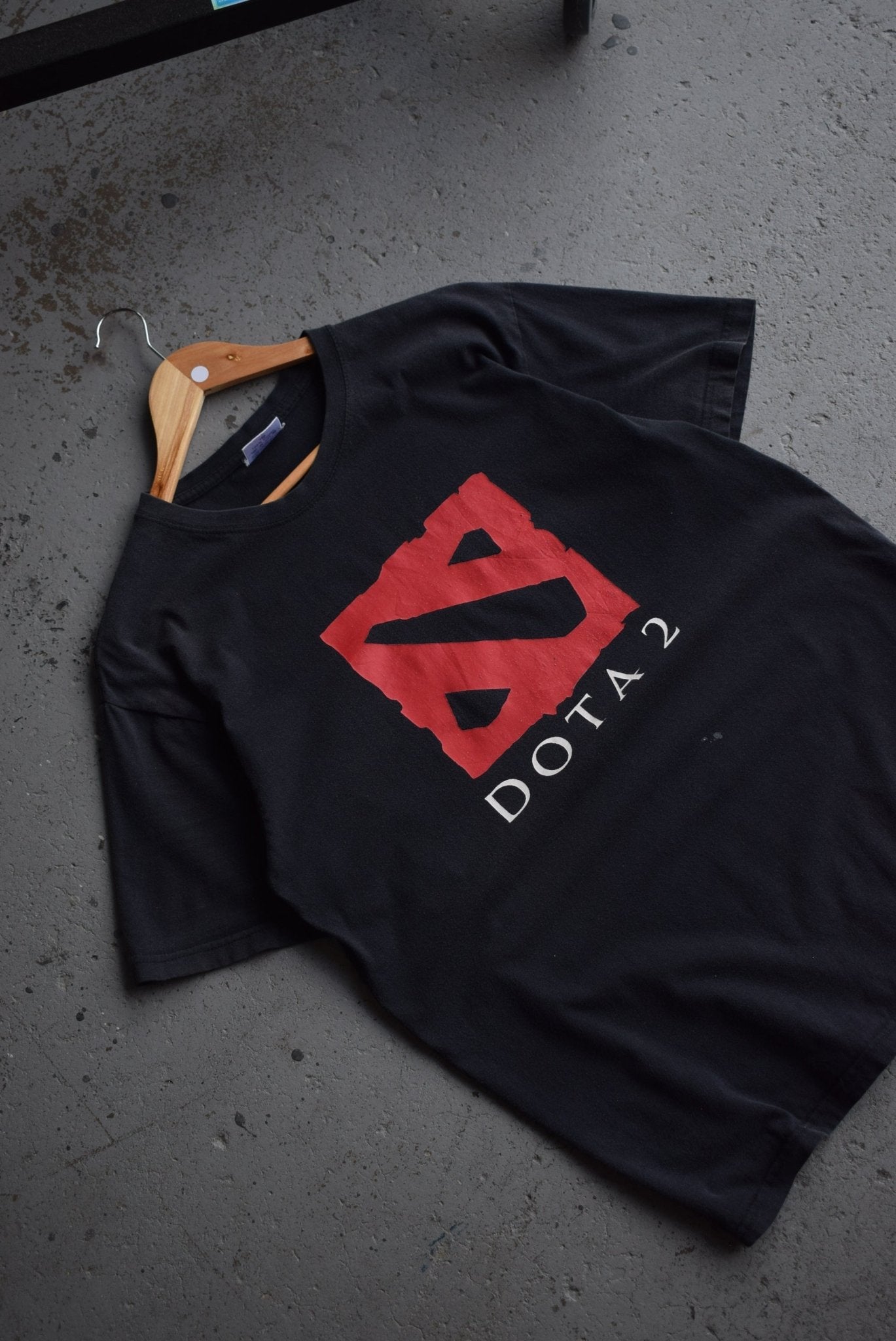 Vintage Dota 2 Tee (M) - Retrospective Store