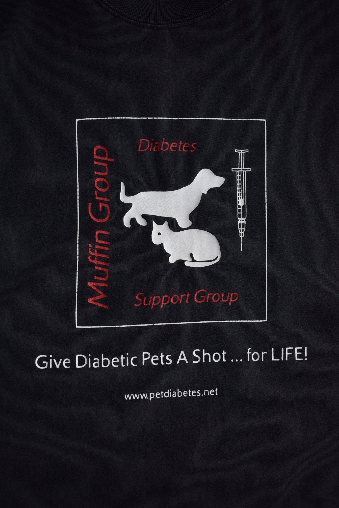 Vintage 'Give Diabetic Pets a Shot' Tee (XL) - Retrospective Store