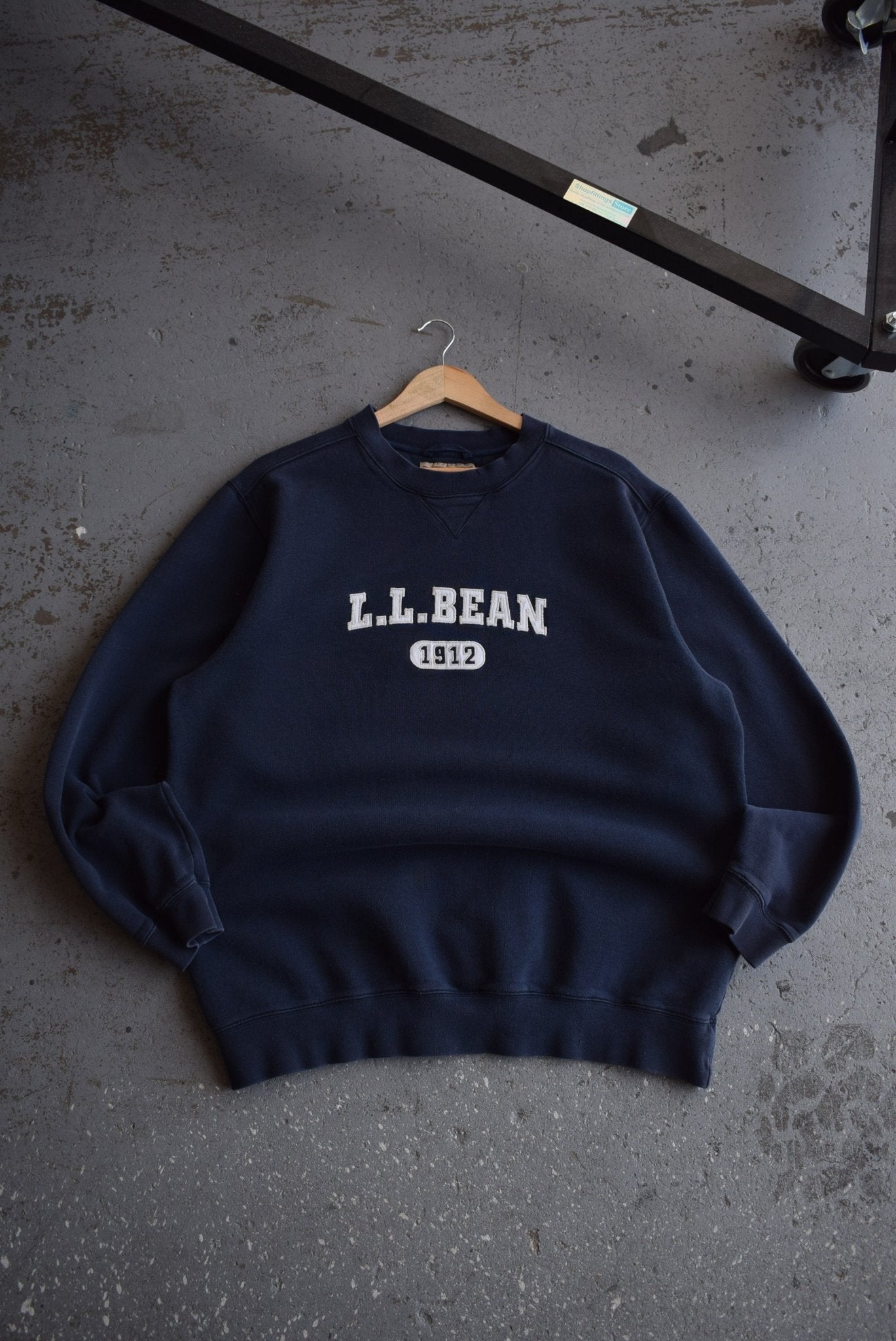 Vintage L.L. Bean Embroidered Crewneck (L/XL) - Retrospective Store