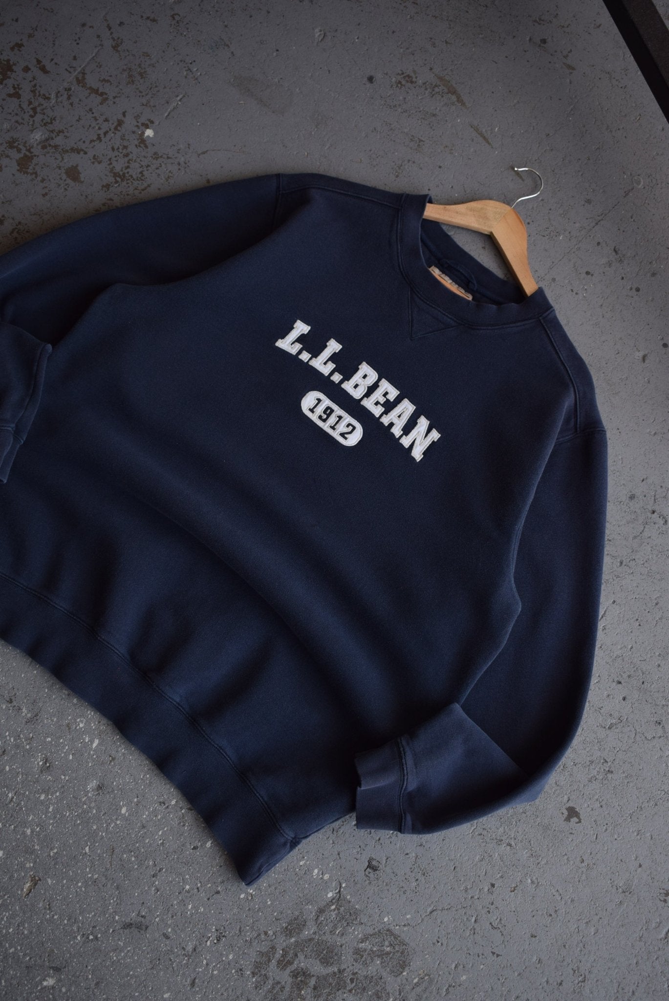 Vintage L.L. Bean Embroidered Crewneck (L/XL) - Retrospective Store