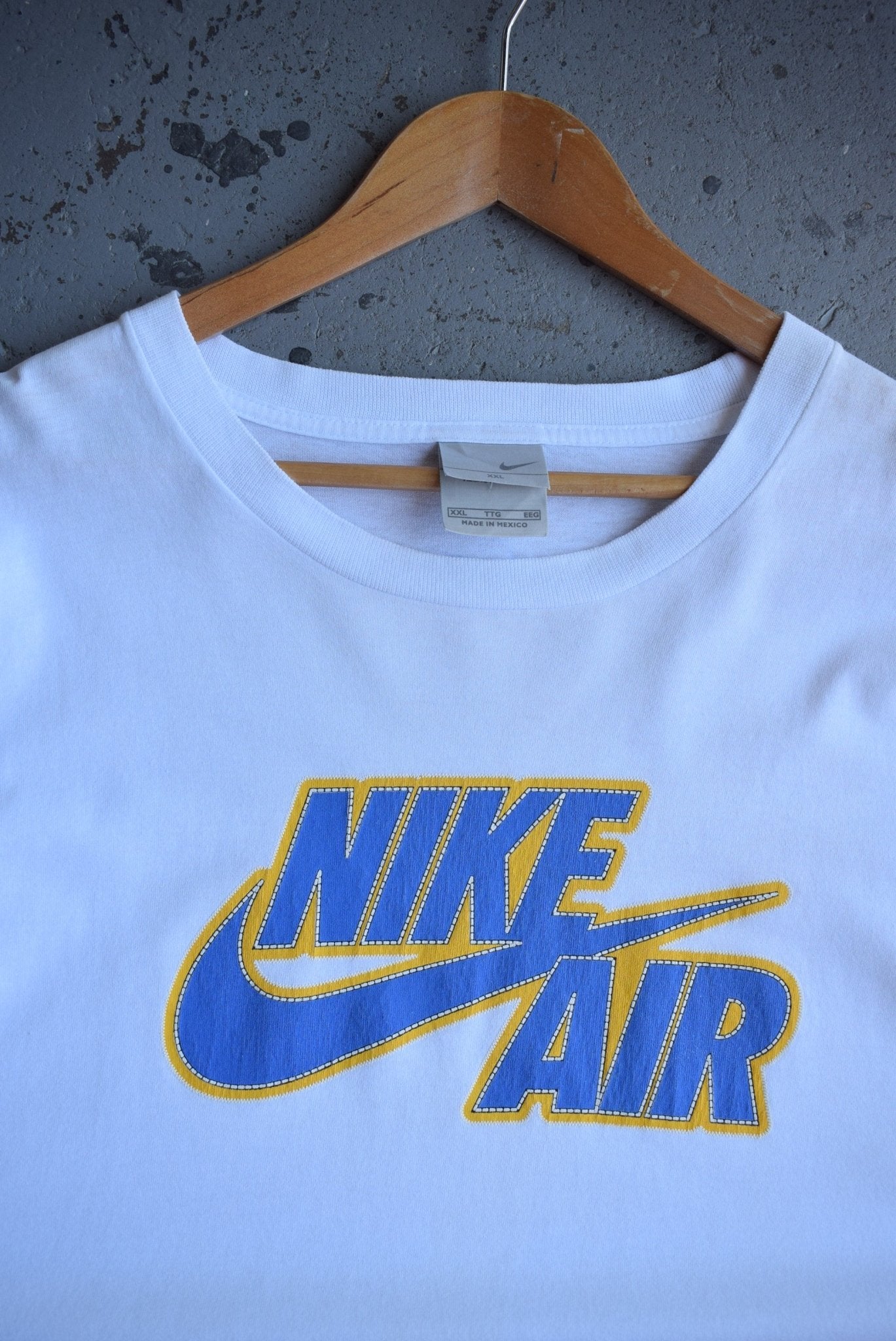 Vintage Nike Air Spellout Tee (XXL) - Retrospective Store