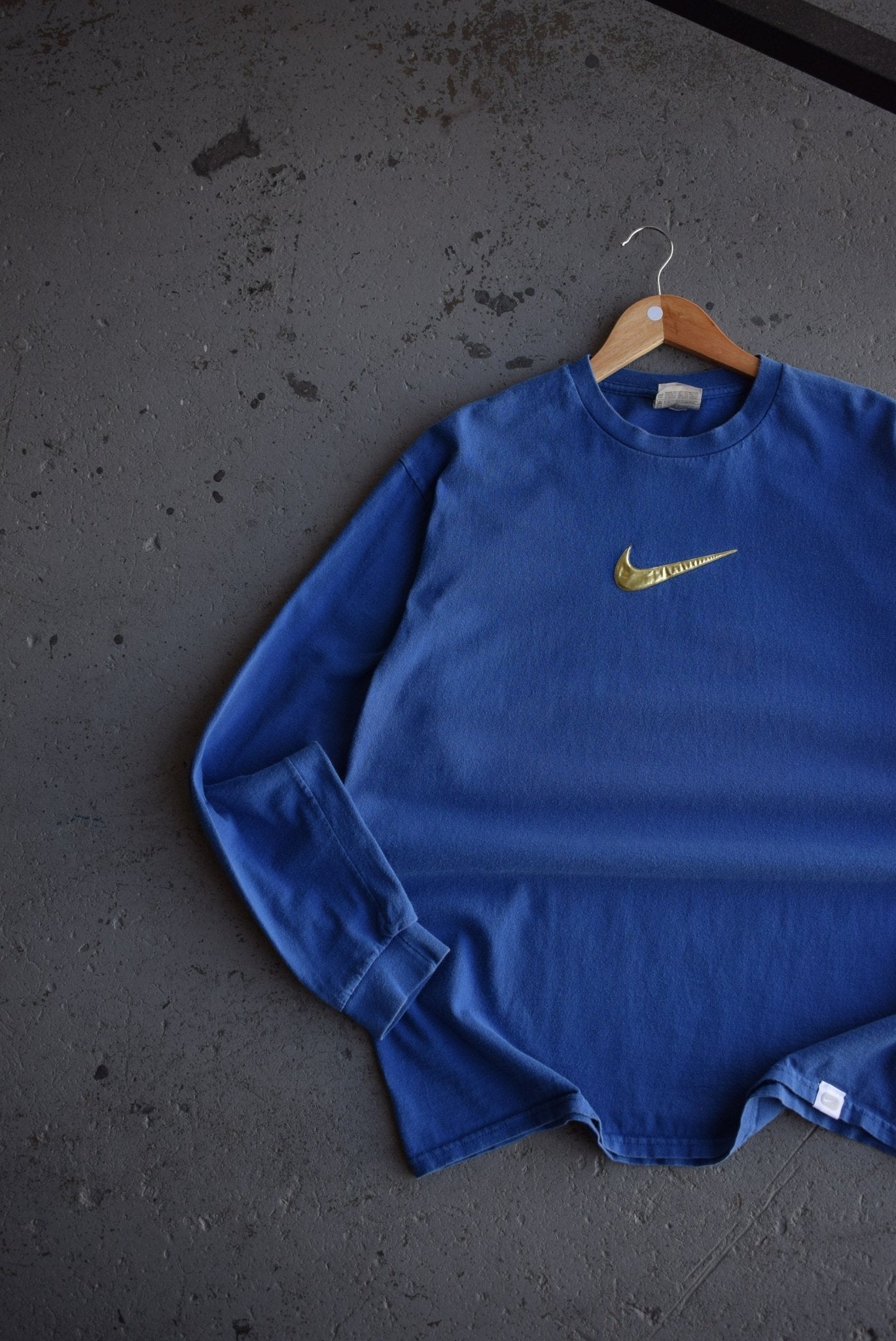 Vintage Nike Big Swoosh Embroidered Long Sleeve Tee (L) - Retrospective Store