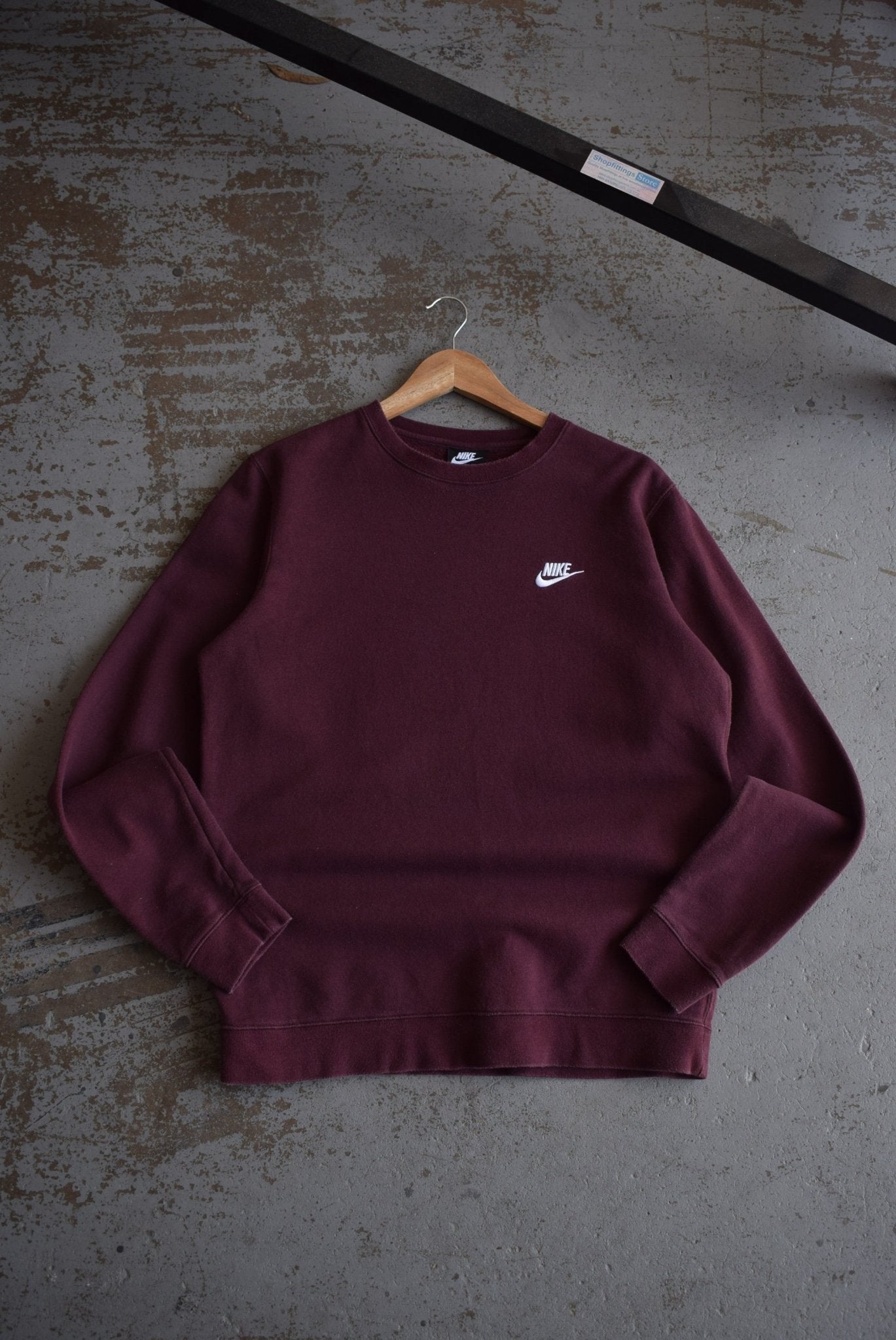 Vintage Nike Classic Logo Embroidered Crewneck (M) - Retrospective Store