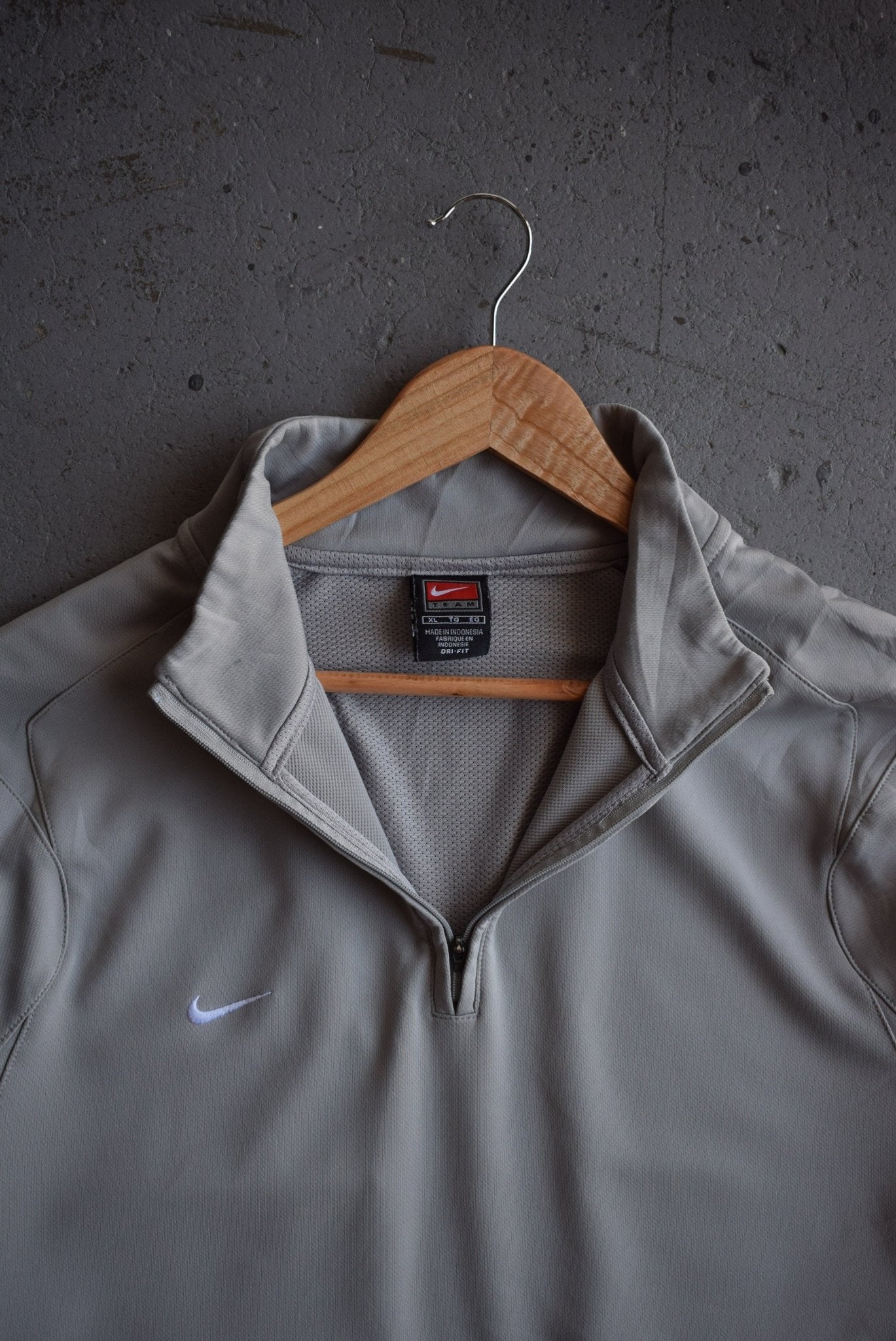 Vintage Nike Classic Logo Embroidered Quarter Zip (XL) - Retrospective Store