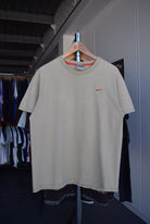 Vintage Nike Classic Logo Embroidered Tee (M) - Retrospective Store