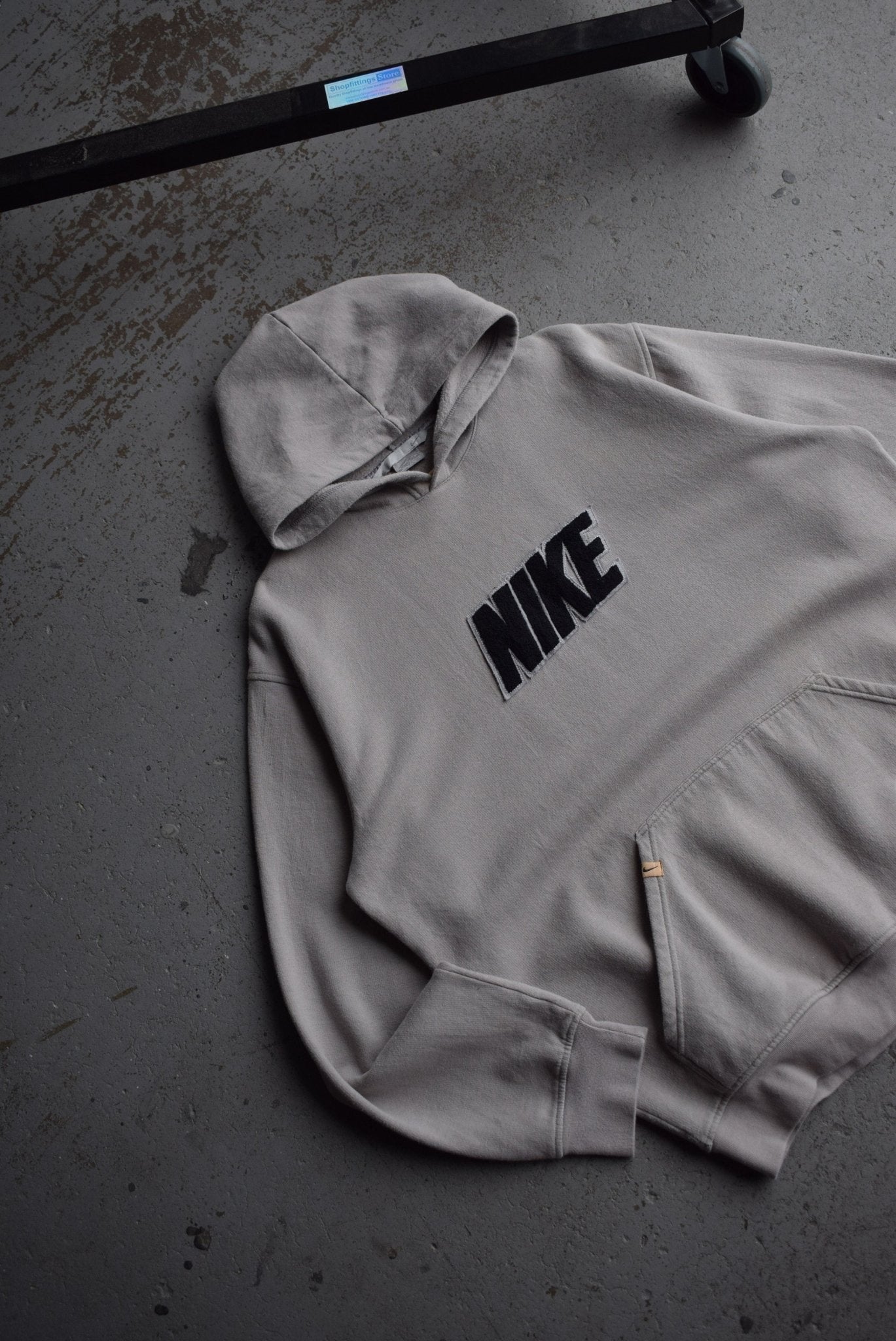 Vintage Nike Embroidered Spellout Hoodie (XL) - Retrospective Store