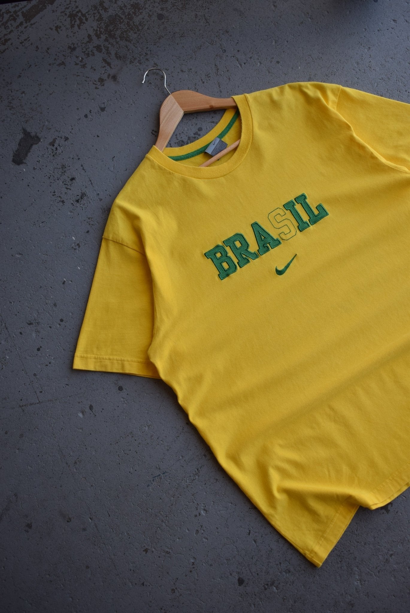 Vintage Nike x Brasil National Football Team Tee (XL) - Retrospective Store